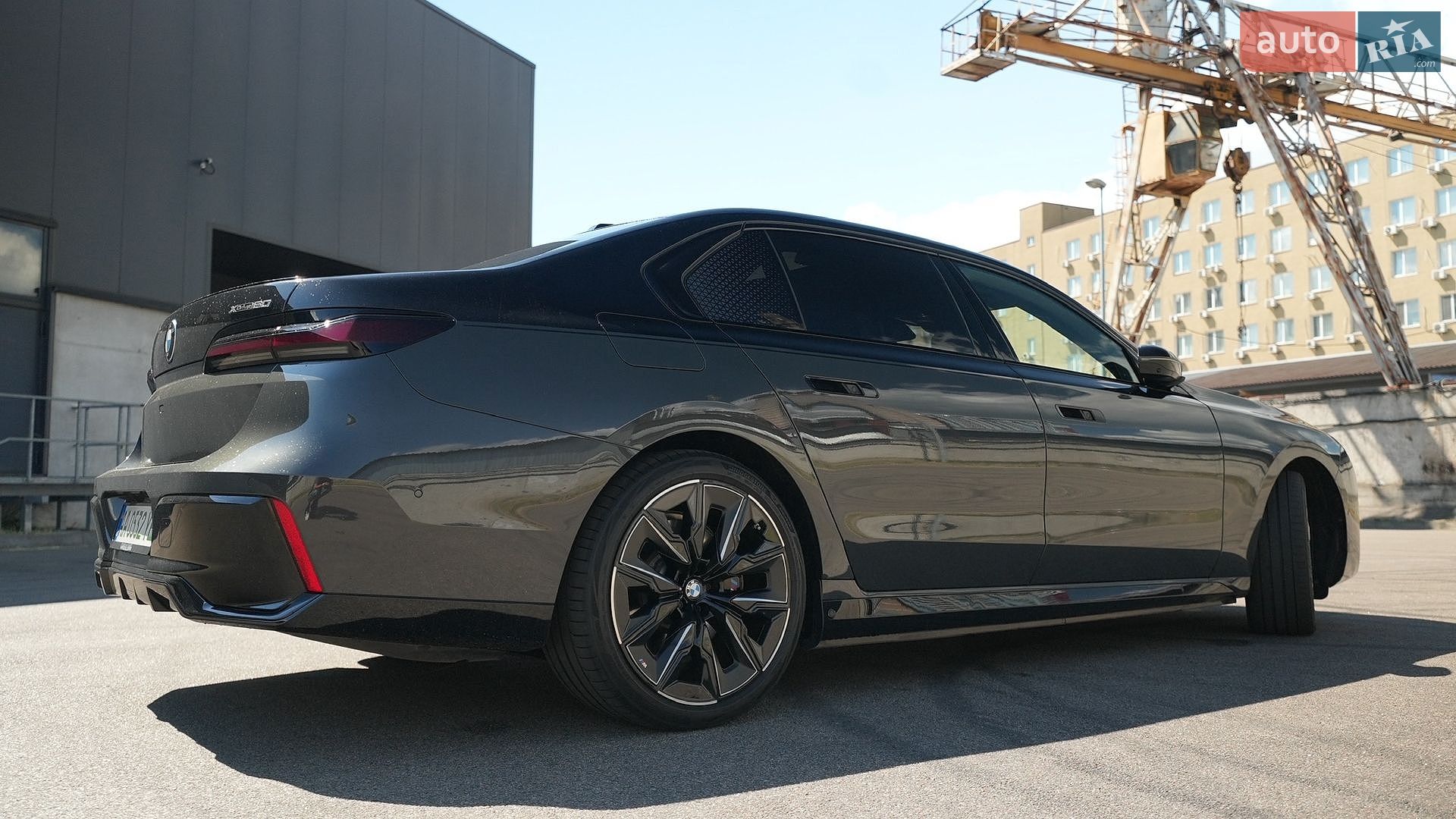 BMW I7 2023 VIN WBY51EJ010CM34424 фото оголошення 10 з 44