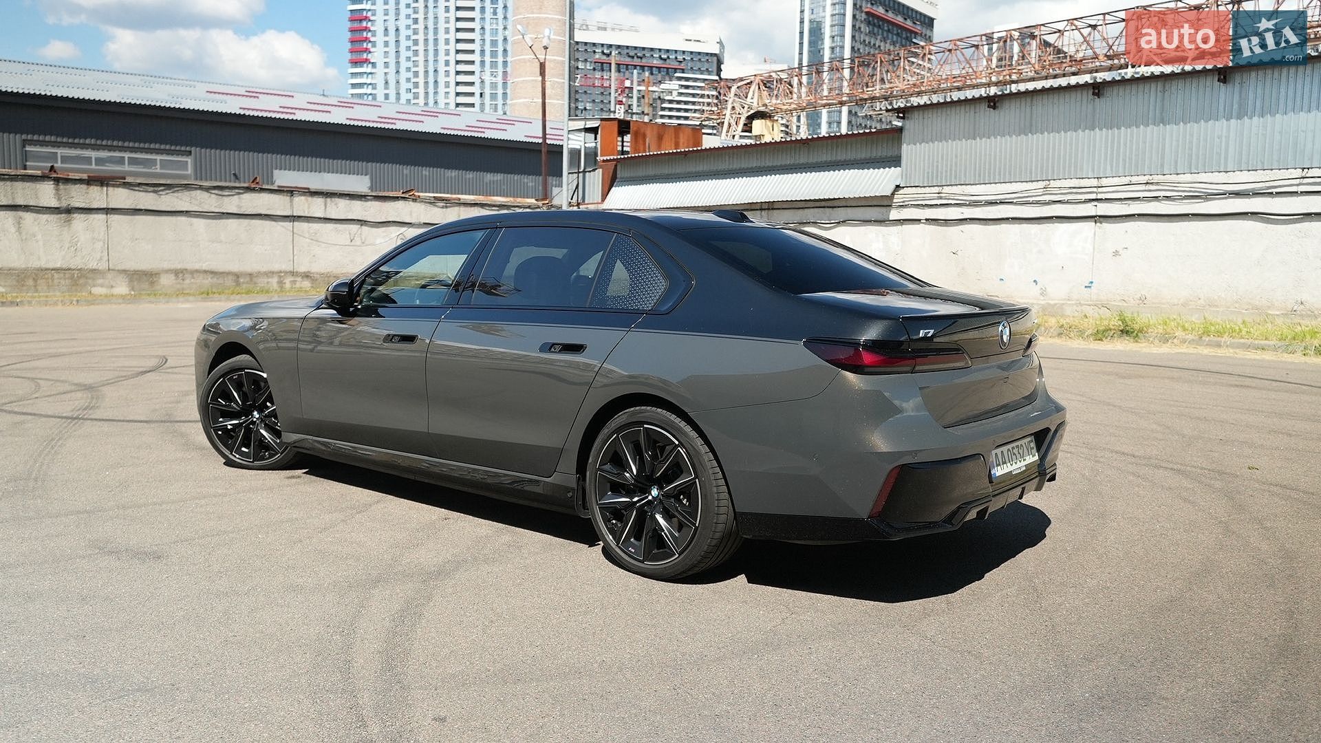 BMW I7 2023 VIN WBY51EJ010CM34424 фото оголошення 9 з 44