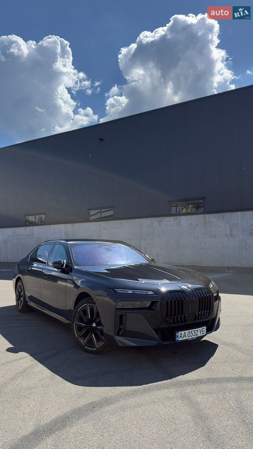 BMW I7 2023 VIN WBY51EJ010CM34424 фото оголошення 31 з 44