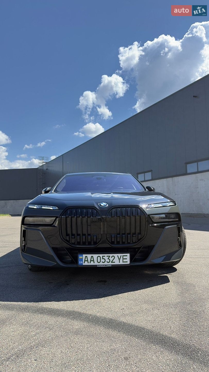 BMW I7 2023 VIN WBY51EJ010CM34424 фото оголошення 32 з 44