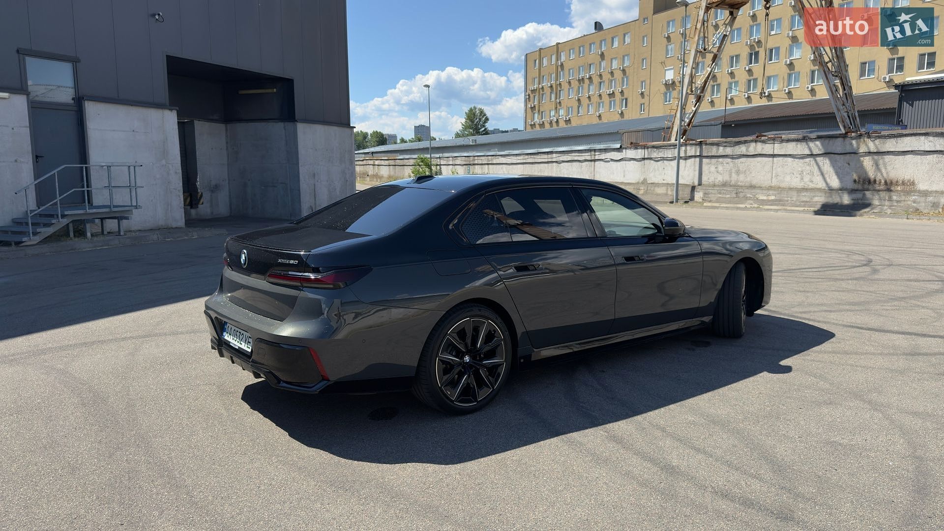 BMW I7 2023 VIN WBY51EJ010CM34424 фото оголошення 6 з 44