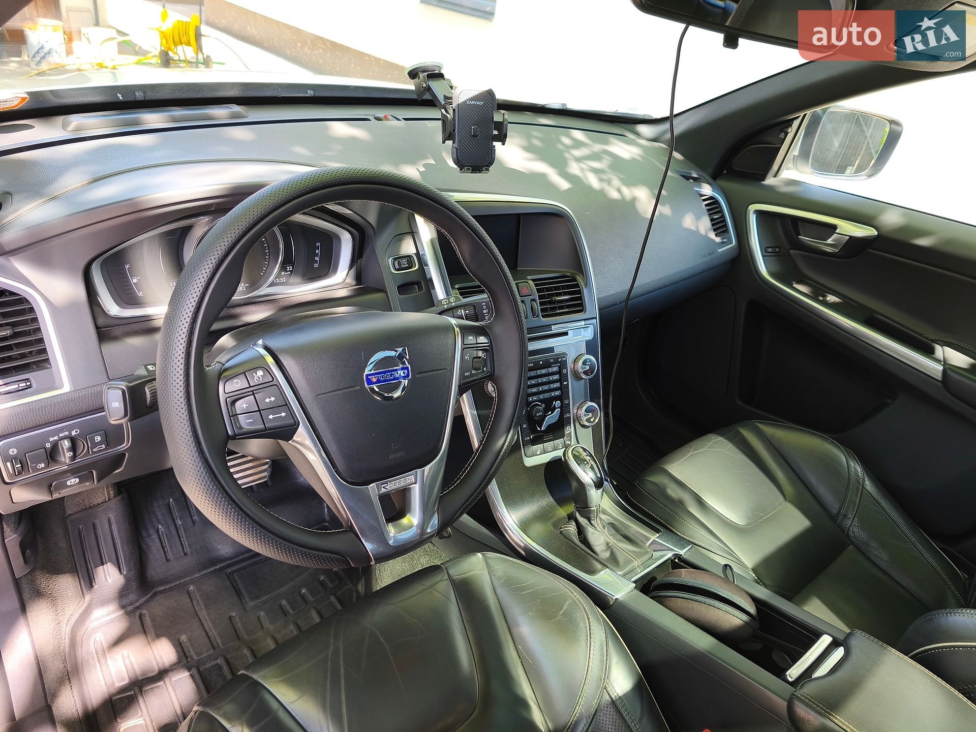 Volvo XC60 2017 VIN YV1DZA5C6H2193471 фото оголошення 11 з 17