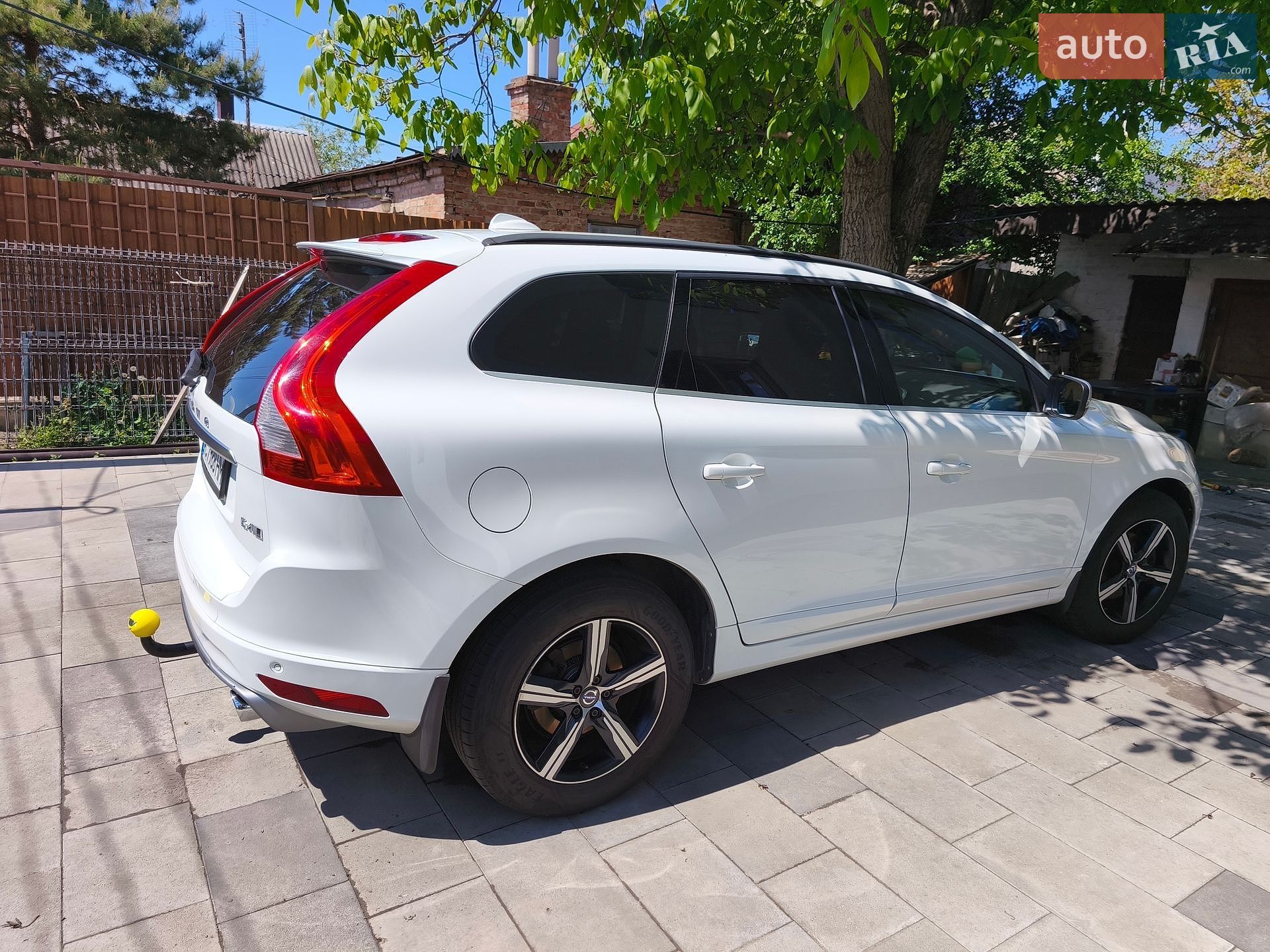 Volvo XC60 2017 VIN YV1DZA5C6H2193471 фото оголошення 12 з 17