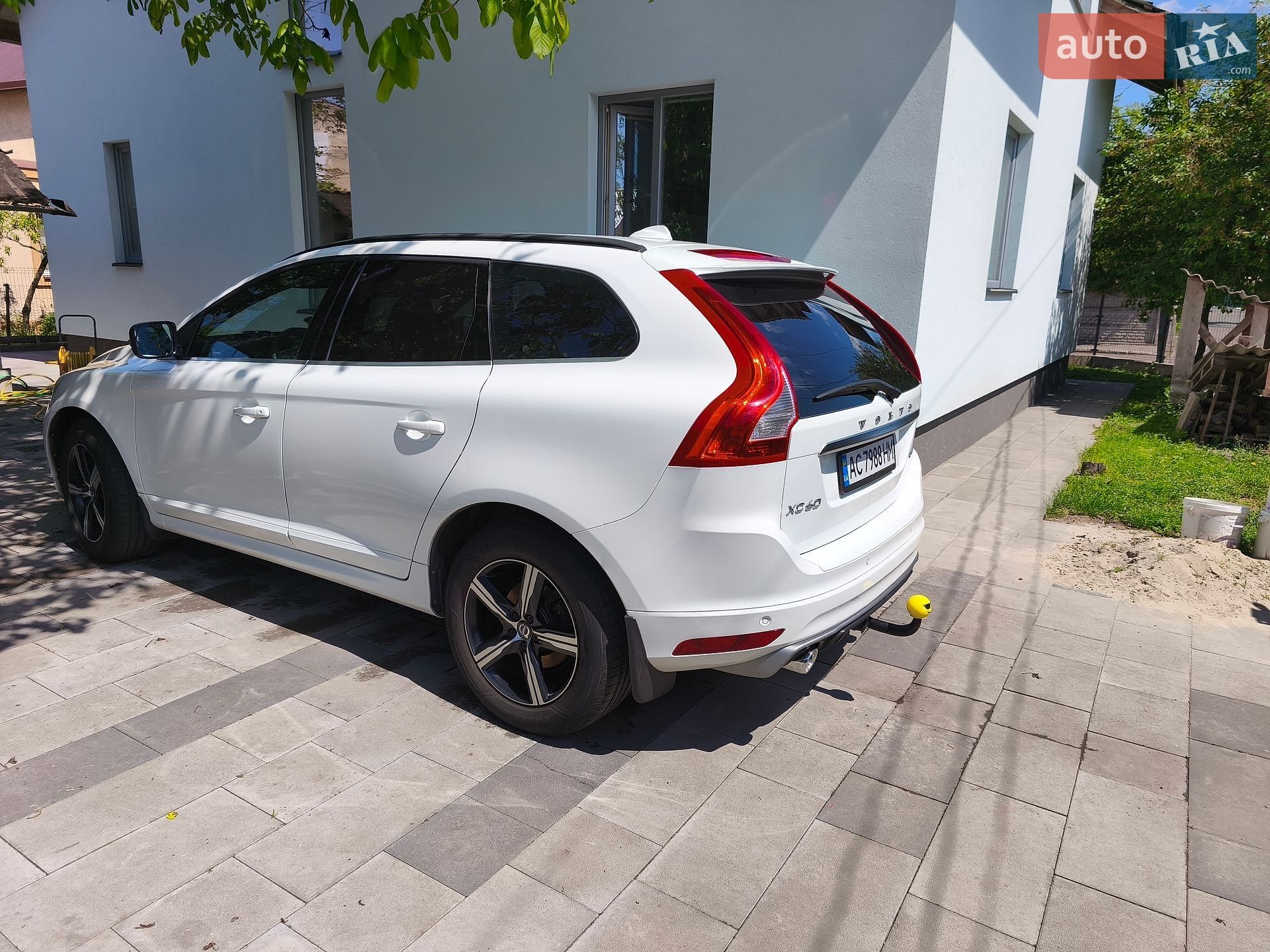 Volvo XC60 2017 VIN YV1DZA5C6H2193471 фото оголошення 9 з 17