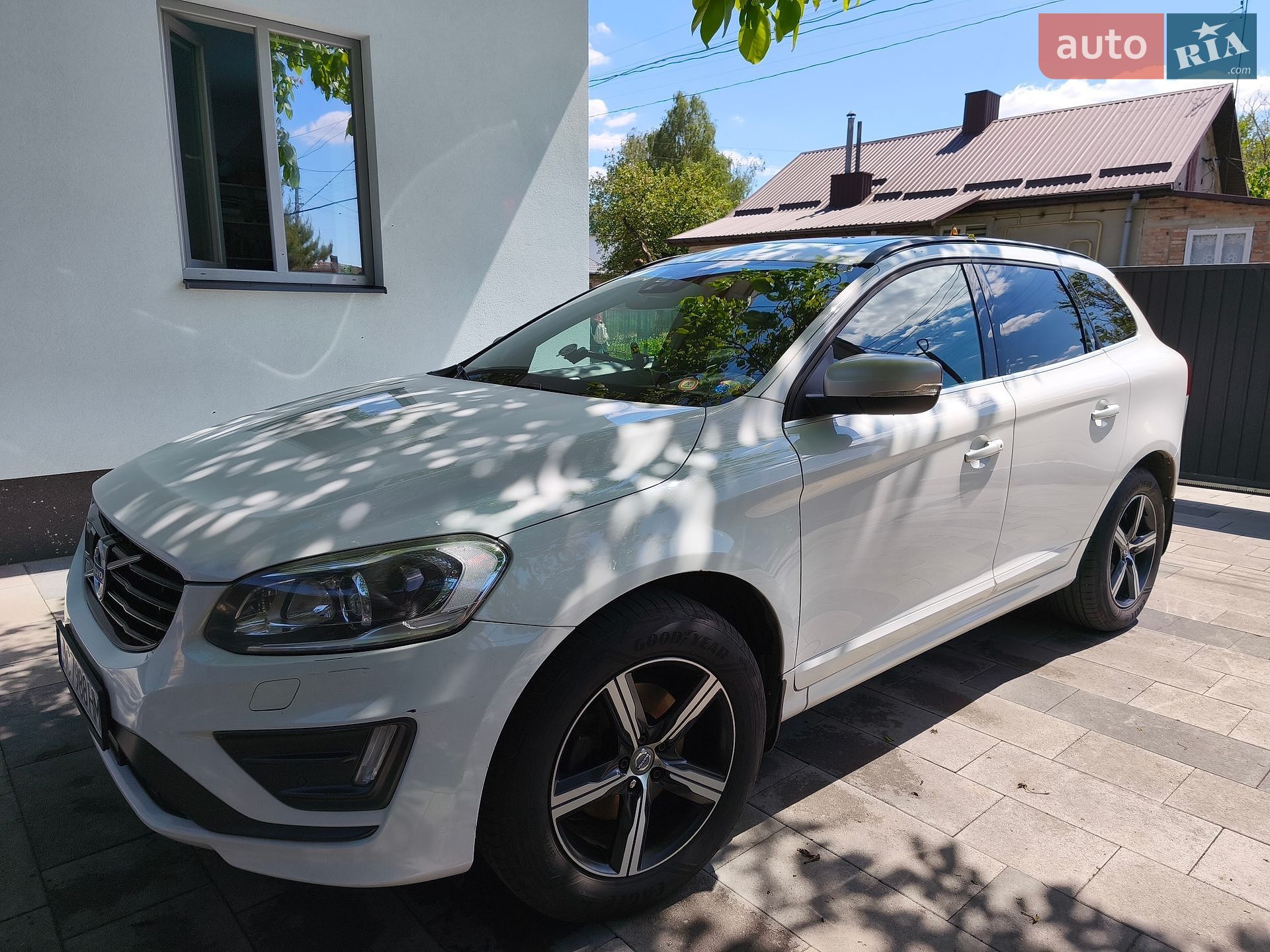 Volvo XC60 2017 VIN YV1DZA5C6H2193471 фото оголошення 17 з 17