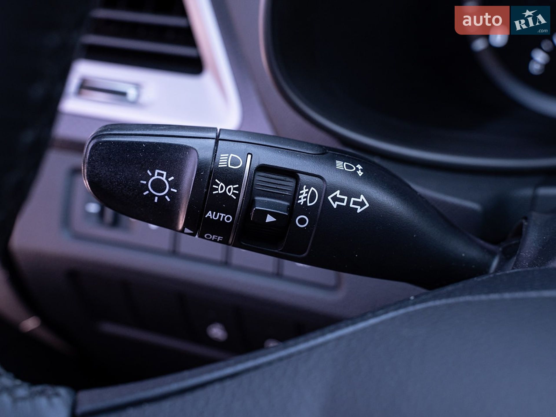 Hyundai Santa FE 2015 VIN KMHSW81UDGU537823 фото оголошення 22 з 42