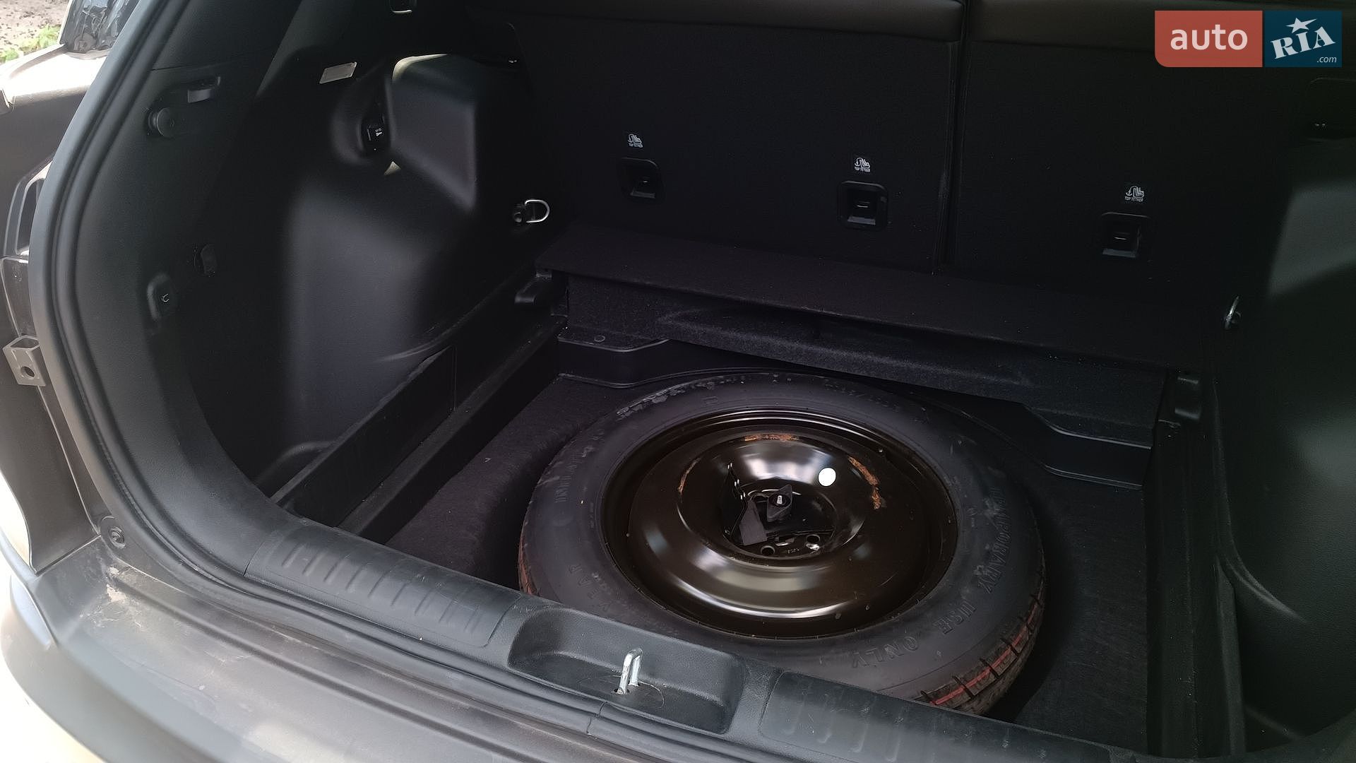 Jeep Cherokee 2022 VIN 1C4PJMMB4PD103987 фото оголошення 45 з 47