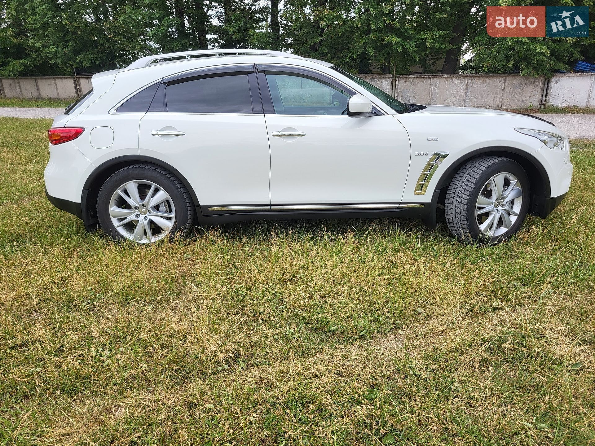 Infiniti QX70 2015 VIN JN1TDNS51U0571779 фото оголошення 11 з 12