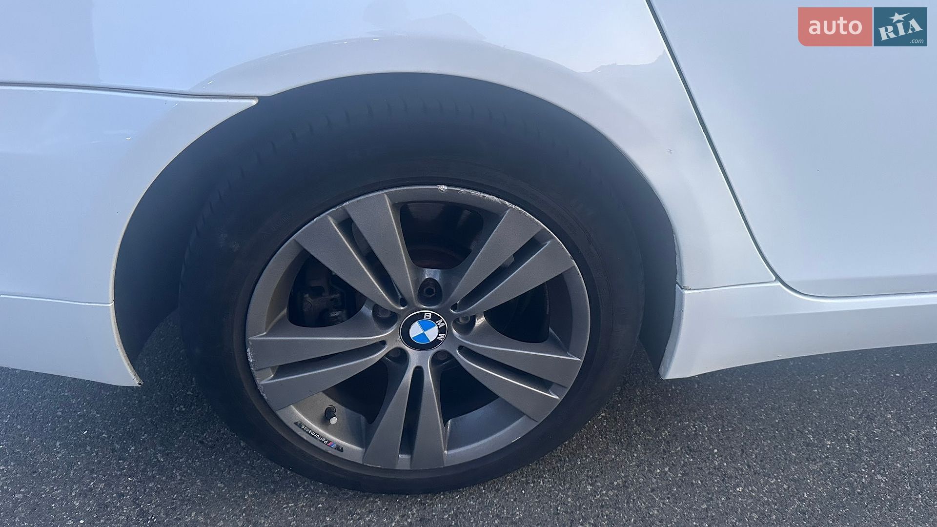 BMW 5 Series 2009 VIN WBANV1C53AC156728 фото оголошення 6 з 32