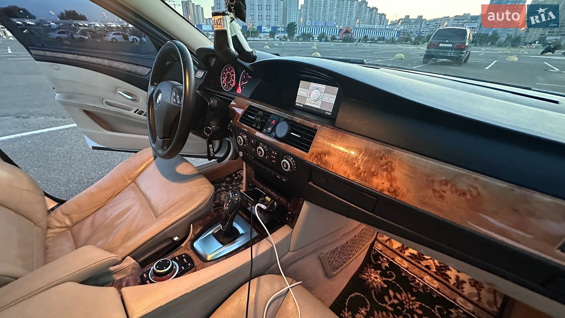 BMW 5 Series 2009 VIN WBANV1C53AC156728 фото оголошення 19 з 32