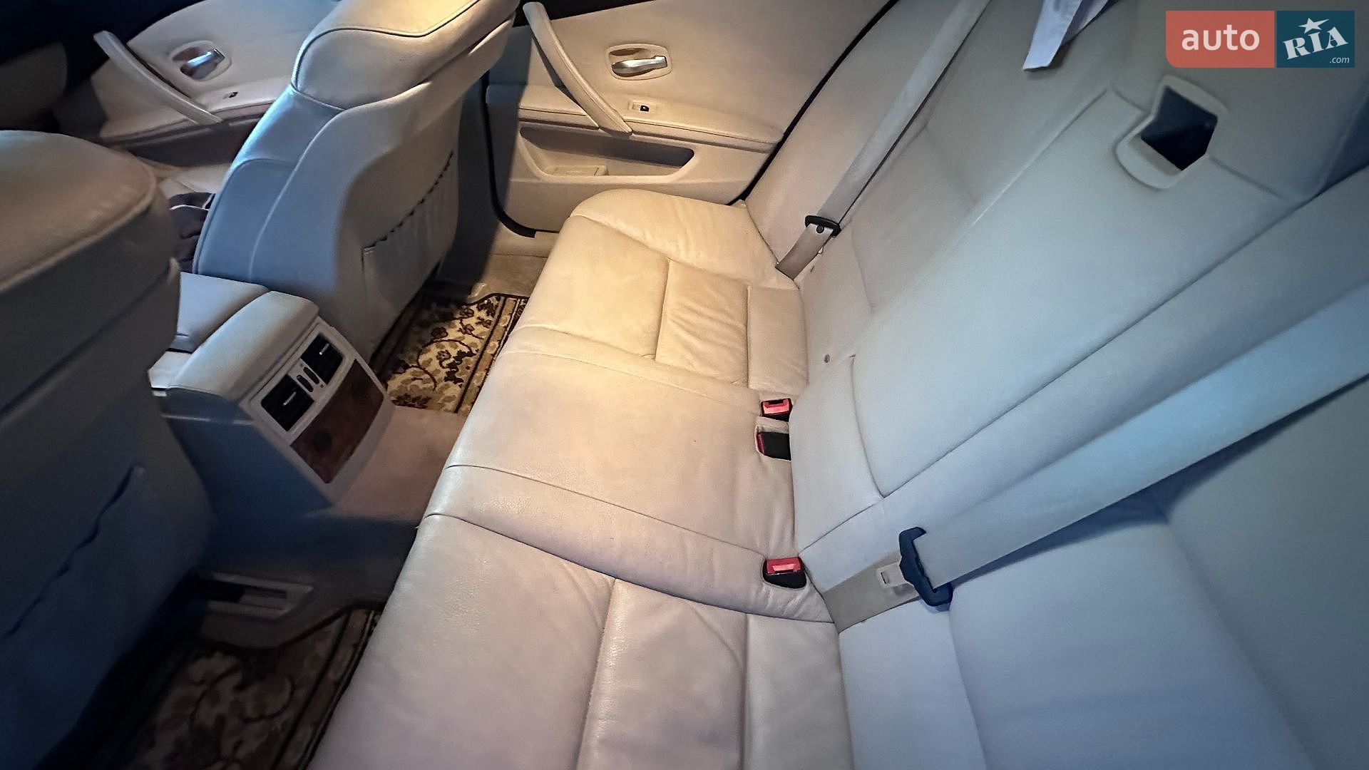 BMW 5 Series 2009 VIN WBANV1C53AC156728 фото оголошення 24 з 32