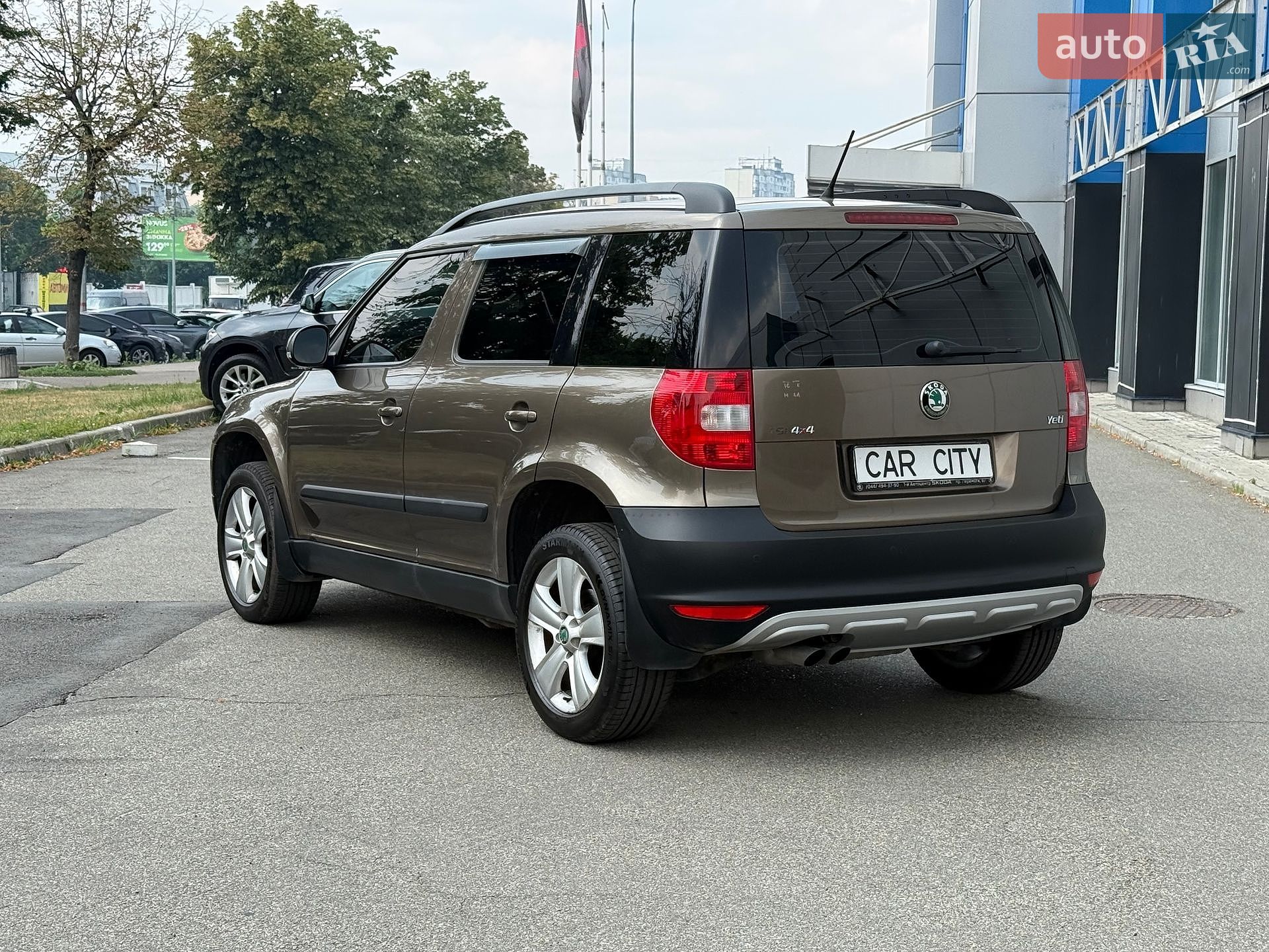 Skoda Yeti 2012 VIN TMBLD25L7CB700249 фото оголошення 3 з 28