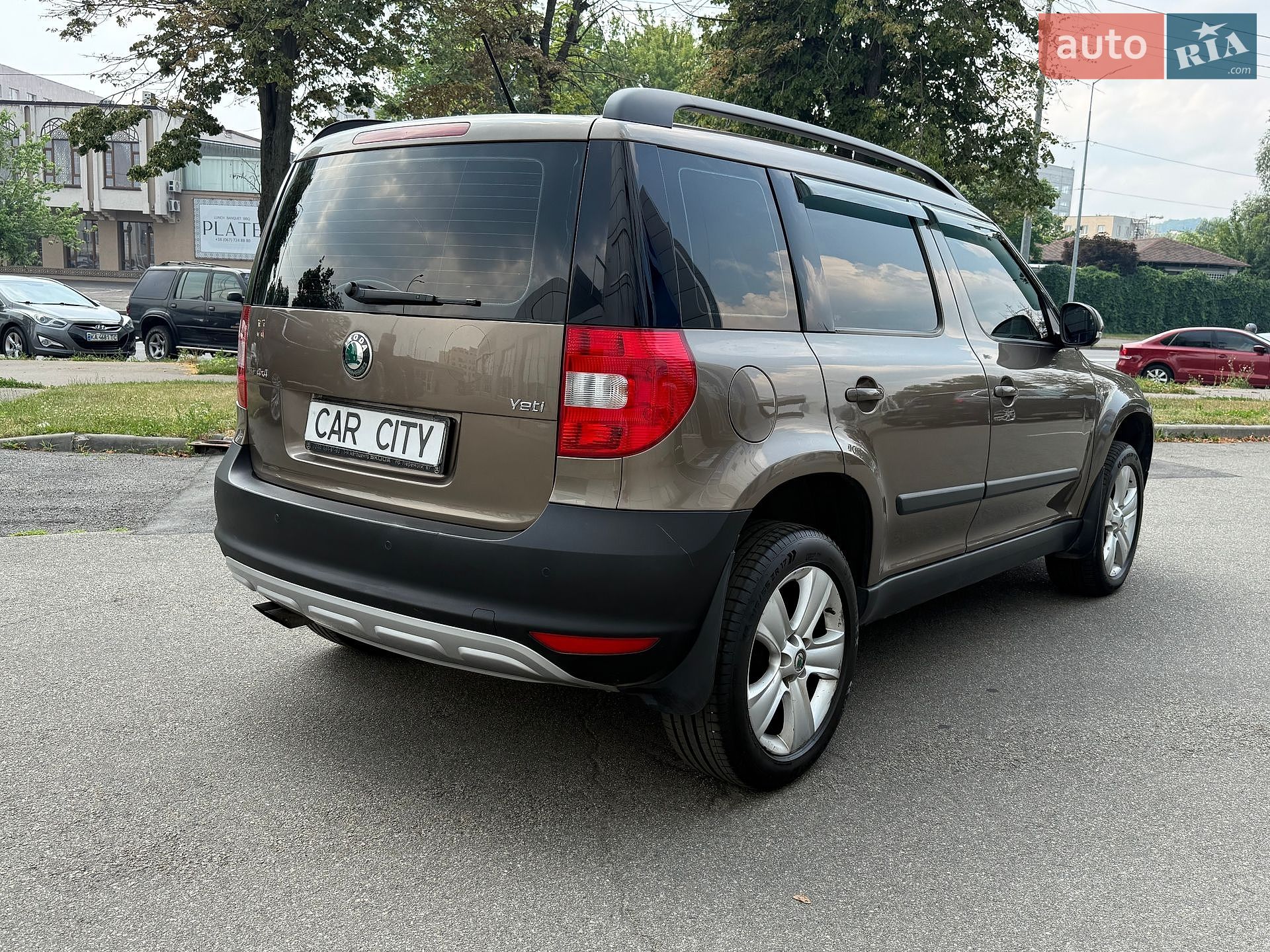 Skoda Yeti 2012 VIN TMBLD25L7CB700249 фото оголошення 5 з 28