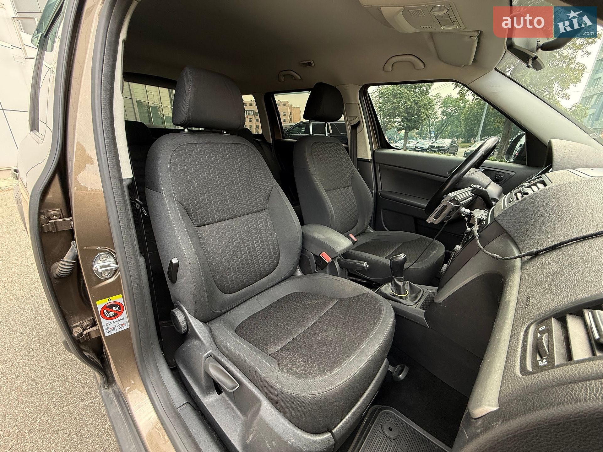 Skoda Yeti 2012 VIN TMBLD25L7CB700249 фото оголошення 13 з 28