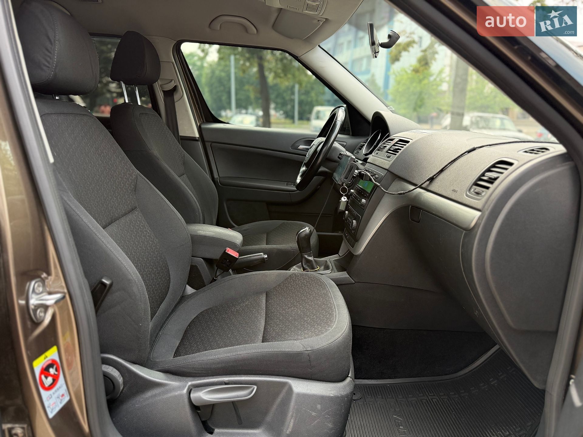 Skoda Yeti 2012 VIN TMBLD25L7CB700249 фото оголошення 11 з 28