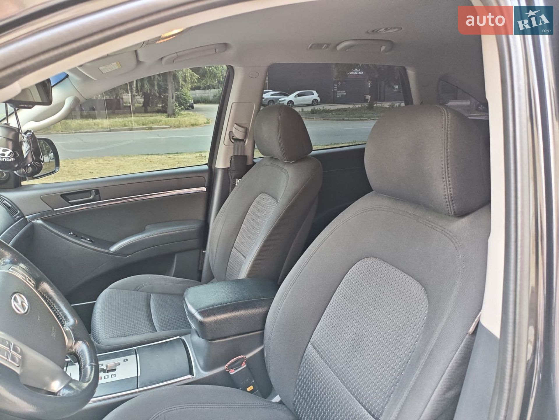 Hyundai ix55 2008 VIN KMHNU81CP9U093040 фото оголошення 4 з 18