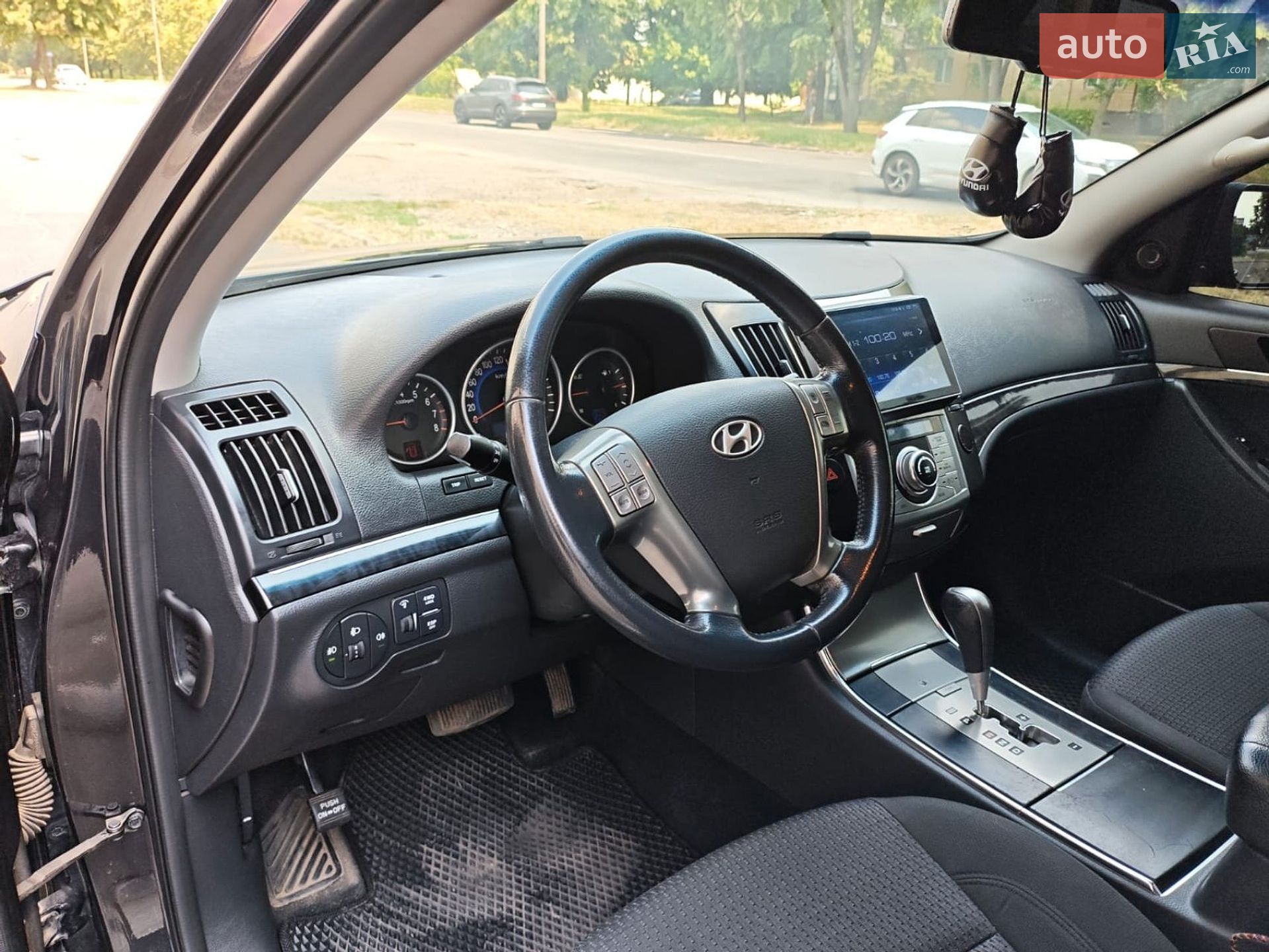 Hyundai ix55 2008 VIN KMHNU81CP9U093040 фото оголошення 11 з 18