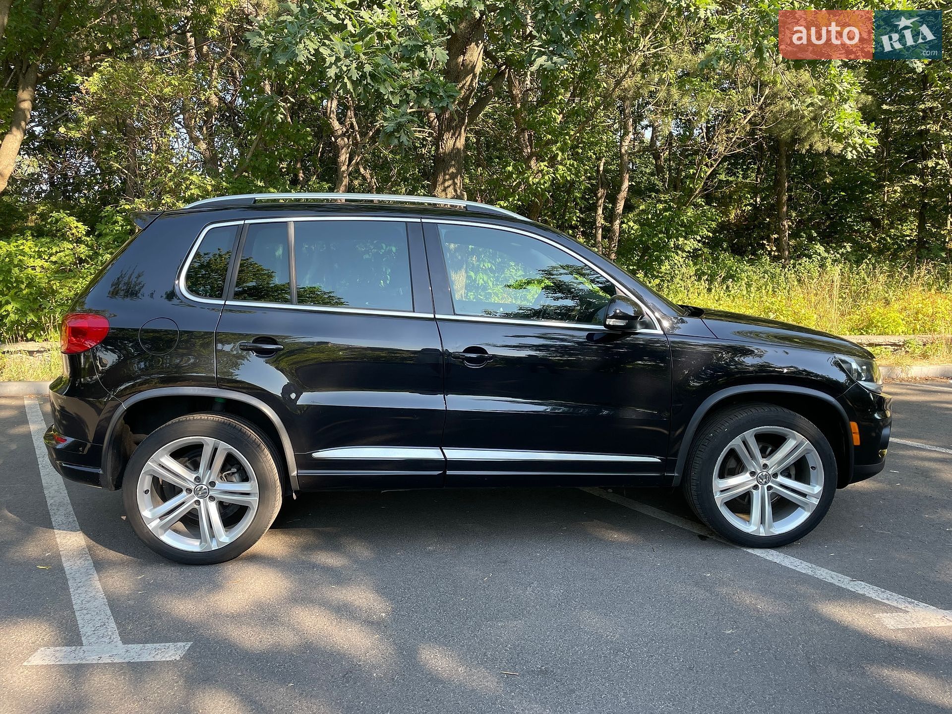 Volkswagen Tiguan 2016 VIN WVGAV7AX7GW089661 фото оголошення 6 з 22