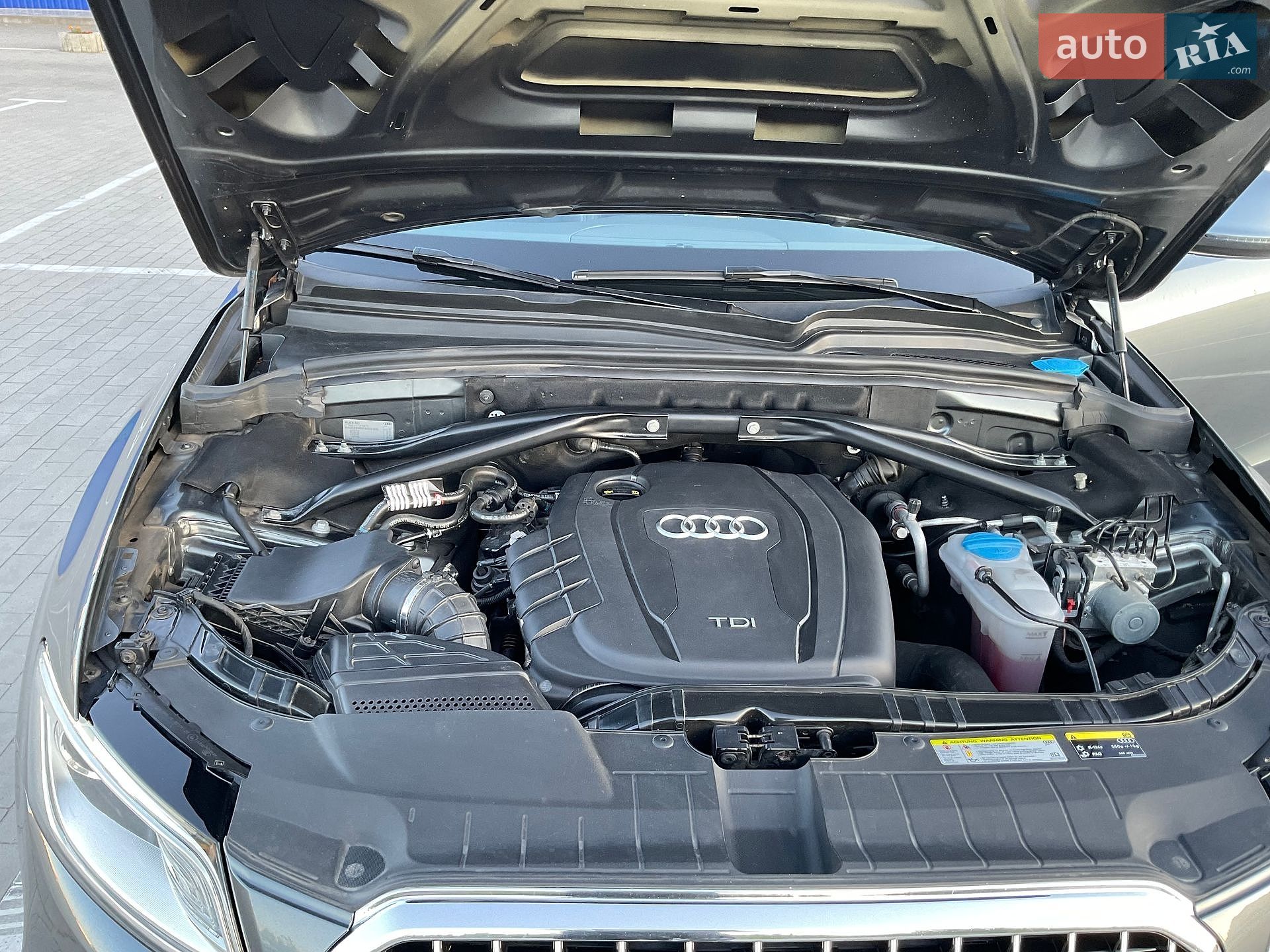 Audi Q5 2014 VIN WAUZZZ8R5FA009300 фото оголошення 3 з 27