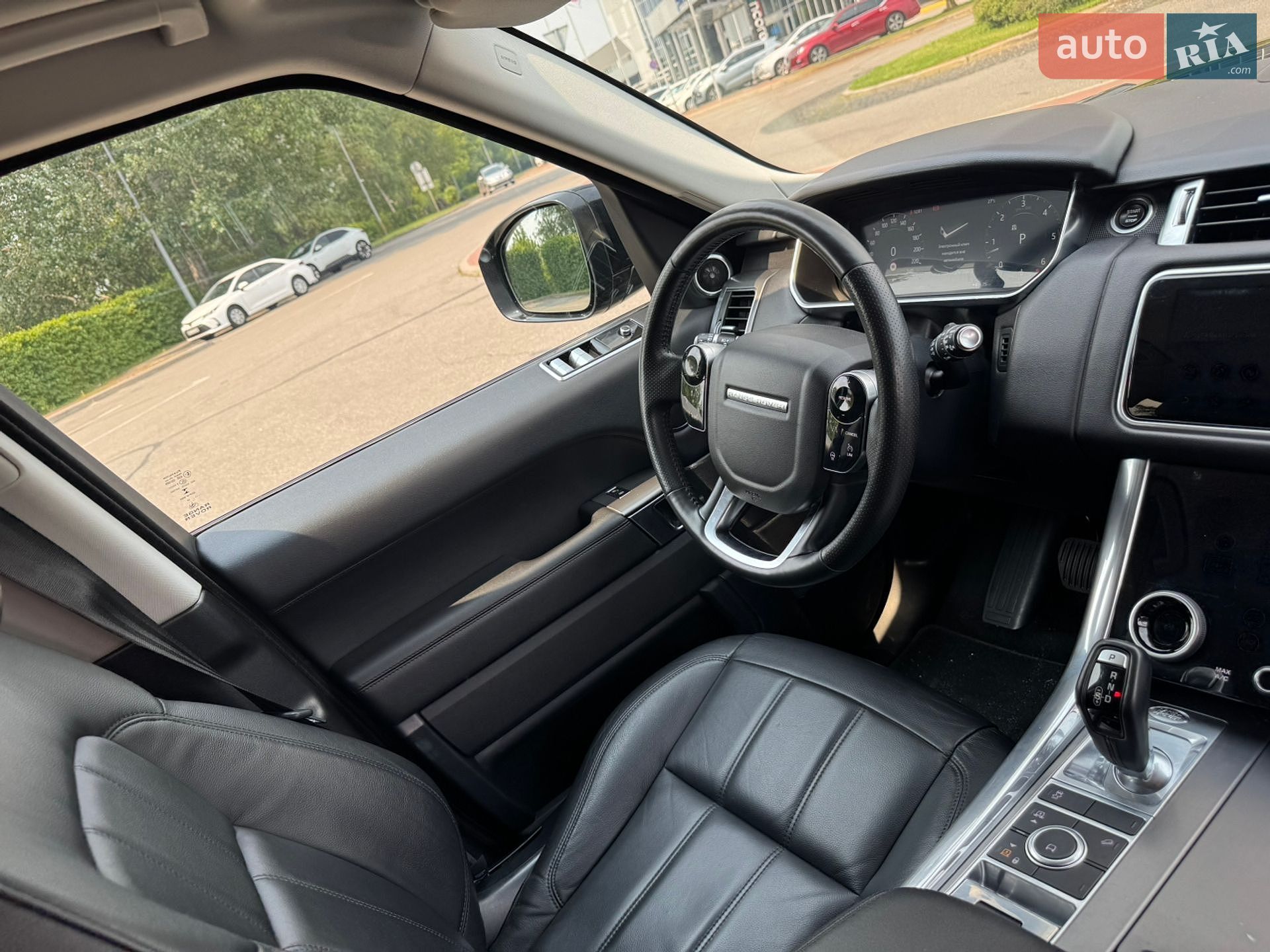 Land Rover Range Rover Sport 2019 VIN SALWA2BK4KA874097 фото оголошення 19 з 28