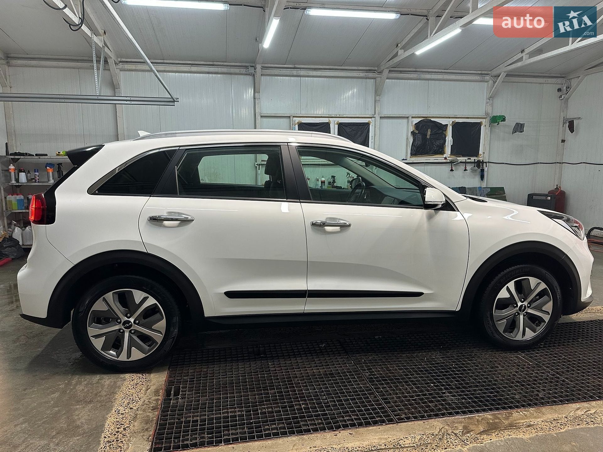 Kia Niro 2021 VIN KNACC81GFN5131119 фото оголошення 20 з 74