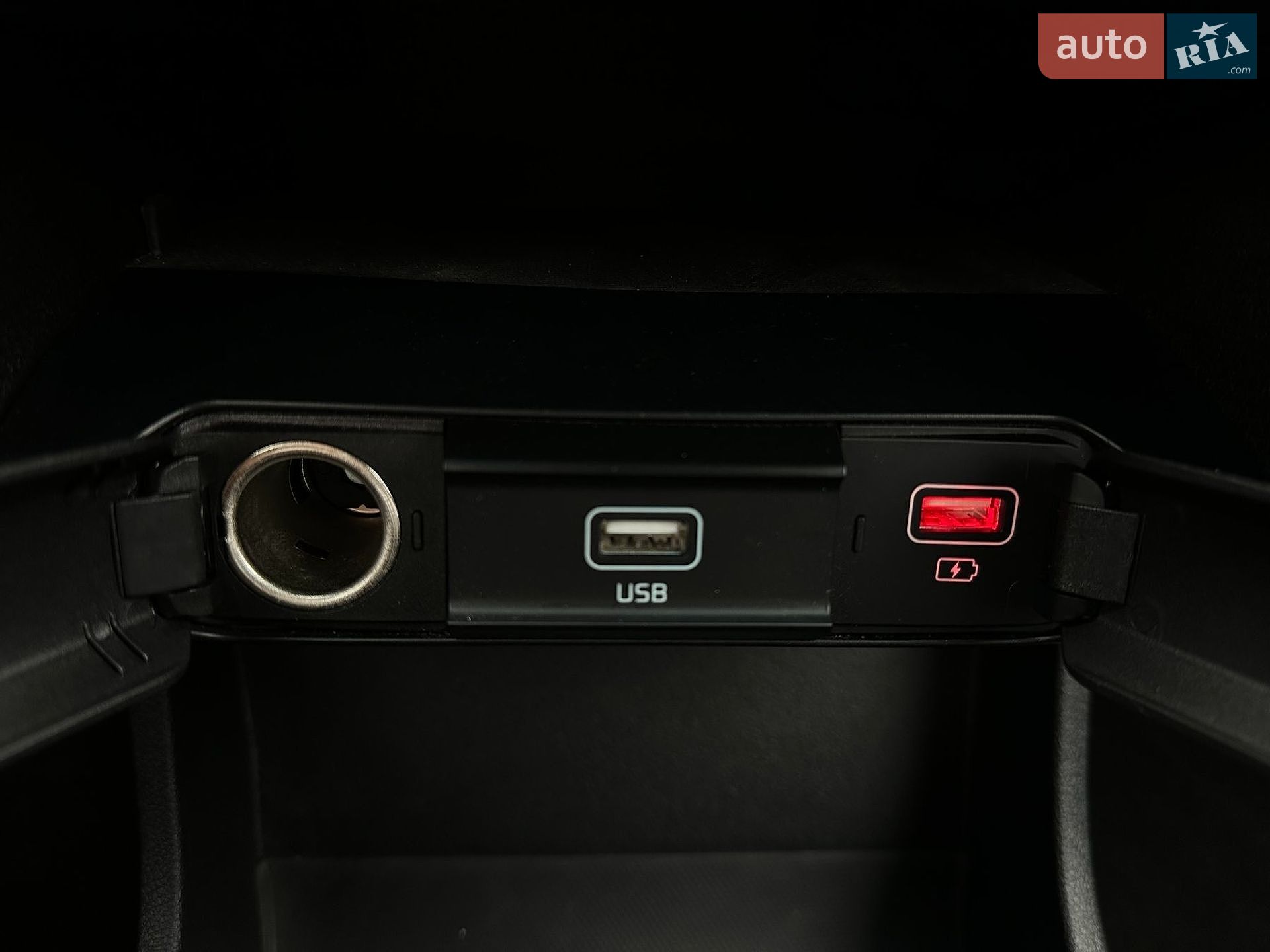 Kia Niro 2021 VIN KNACC81GFN5131119 фото оголошення 49 з 74