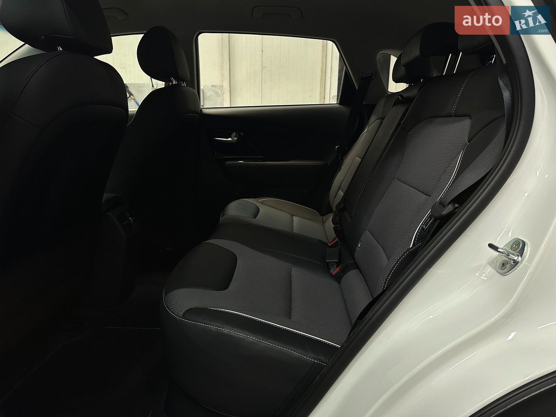Kia Niro 2021 VIN KNACC81GFN5131119 фото оголошення 65 з 74