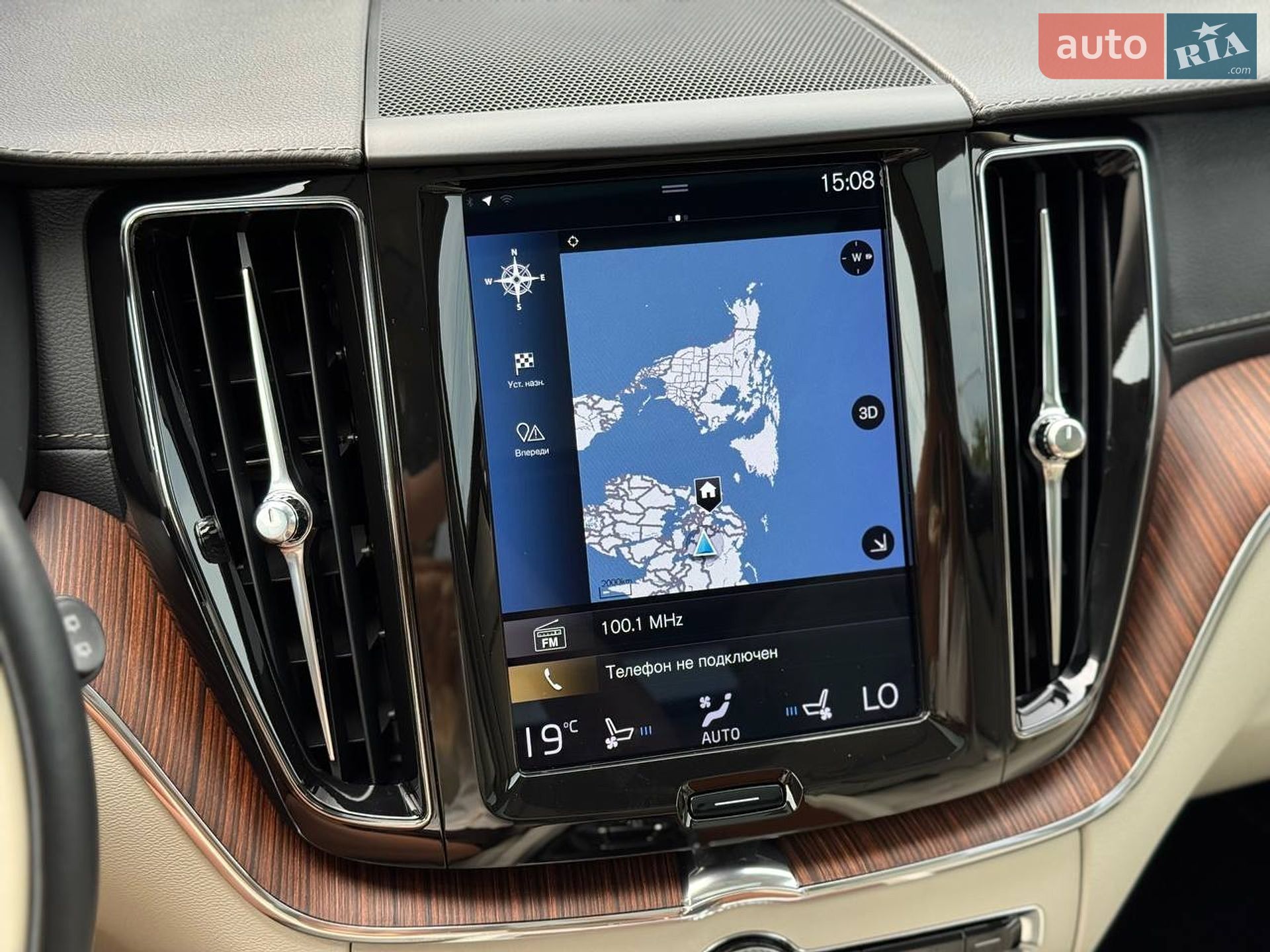 Volvo XC60 2018 VIN YV1UZ68UCJ1081133 фото оголошення 42 з 52