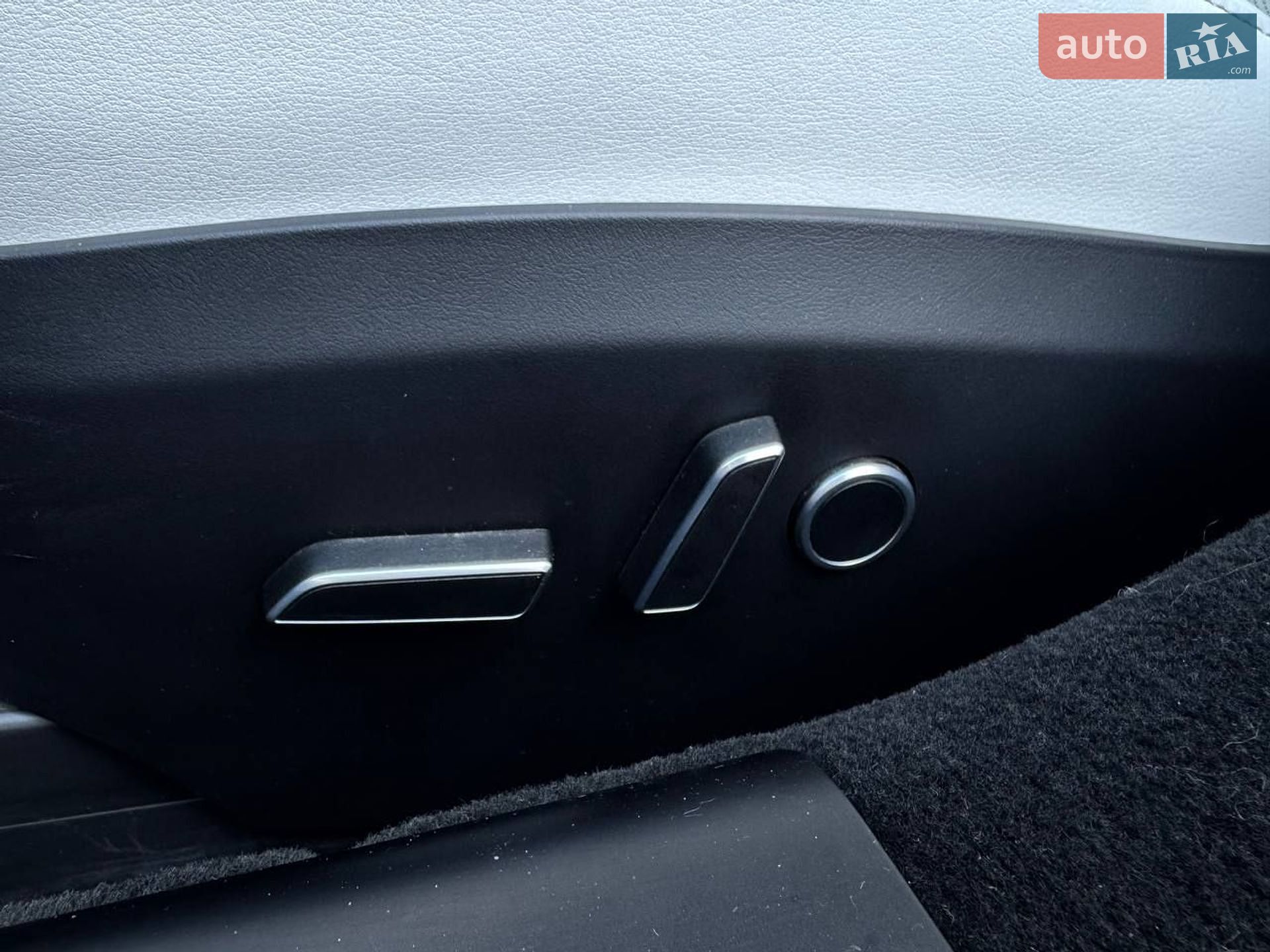 Tesla Model S 2022 VIN 5YJSA1E6XNF460235 фото оголошення 4 з 31