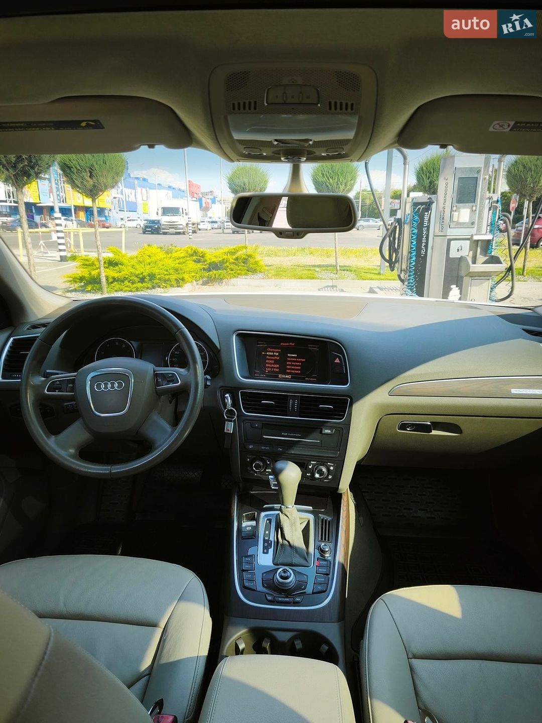 Audi Q5 2009 VIN WA1LKAFP6AA040381 фото оголошення 16 з 42
