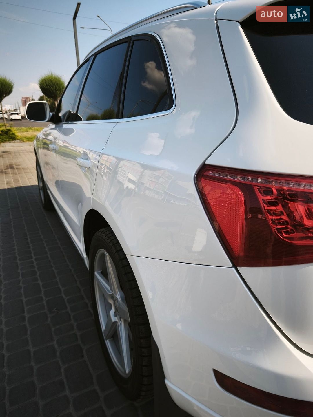 Audi Q5 2009 VIN WA1LKAFP6AA040381 фото оголошення 23 з 42