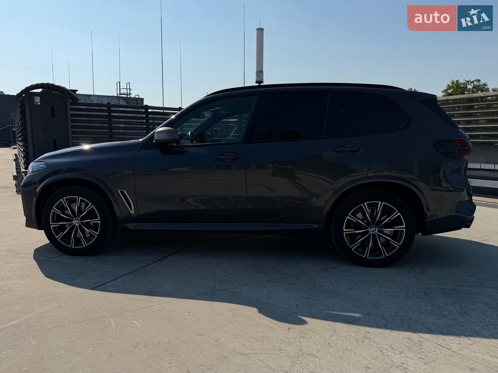 BMW X5 2021 VIN 5UXJU4C05M9H54011 фото оголошення 7 з 15