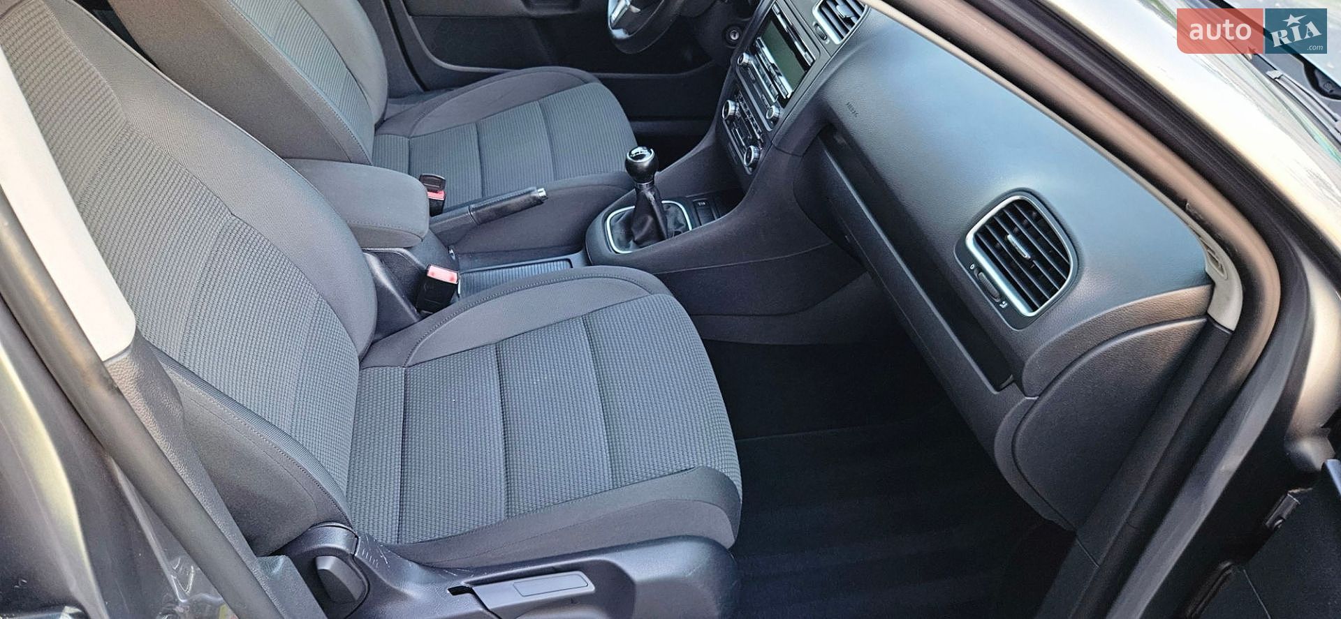 Volkswagen Golf 2010 VIN WVWZZZ1KZAM683738 фото оголошення 4 з 116