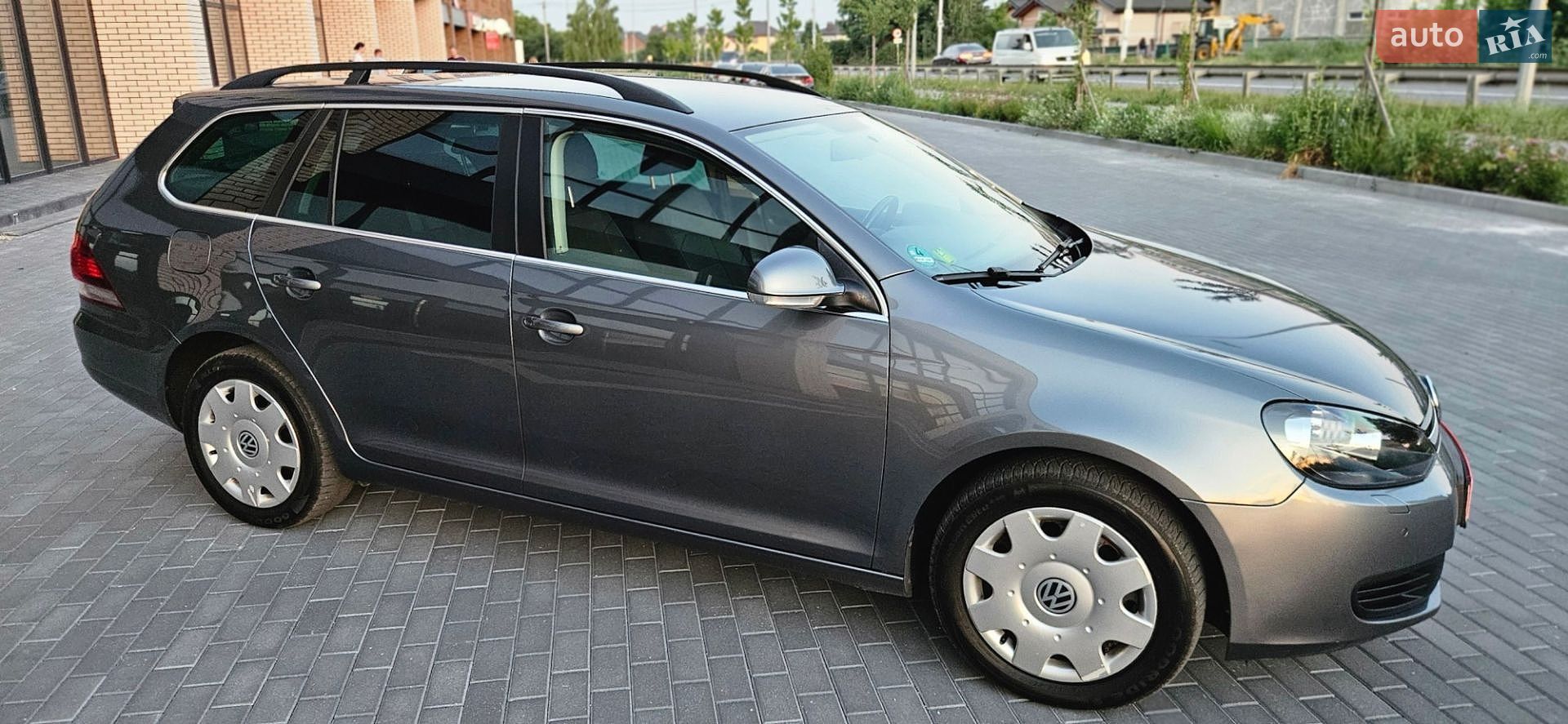 Volkswagen Golf 2010 VIN WVWZZZ1KZAM683738 фото оголошення 18 з 116