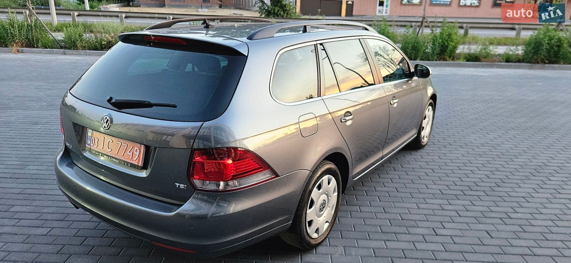 Volkswagen Golf 2010 VIN WVWZZZ1KZAM683738 фото оголошення 24 з 116