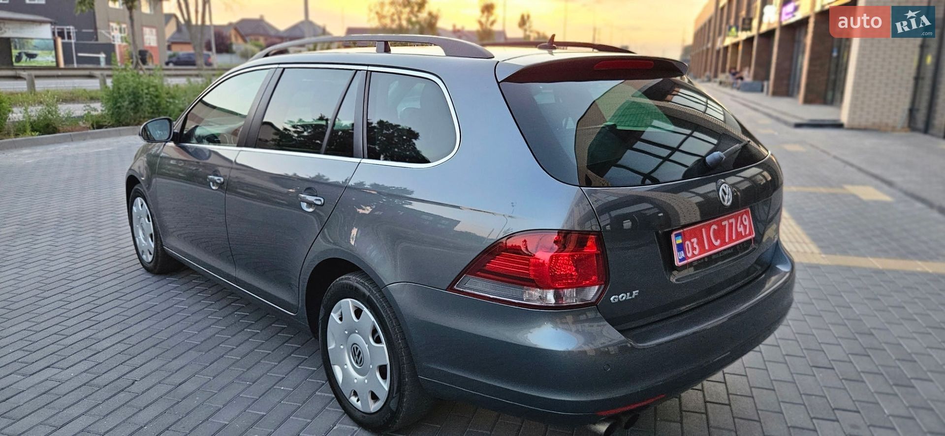 Volkswagen Golf 2010 VIN WVWZZZ1KZAM683738 фото оголошення 32 з 116
