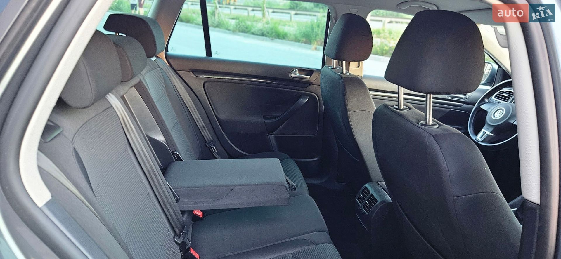 Volkswagen Golf 2010 VIN WVWZZZ1KZAM683738 фото оголошення 74 з 116