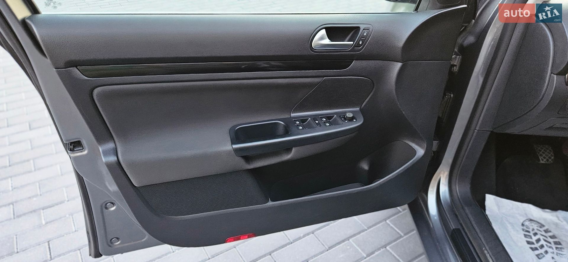 Volkswagen Golf 2010 VIN WVWZZZ1KZAM683738 фото оголошення 111 з 116