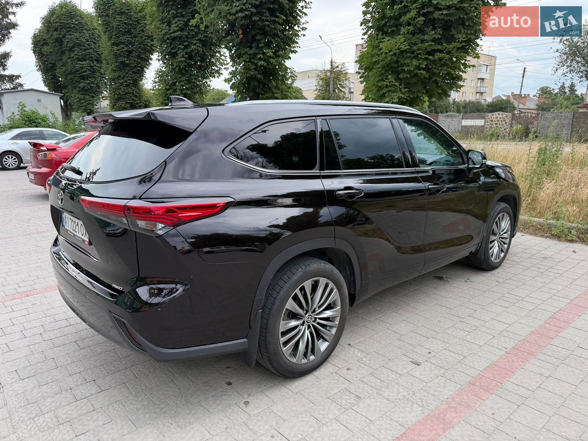 Toyota Highlander 2020 VIN 5TDLZ3BH00S032015 фото оголошення 4 з 24