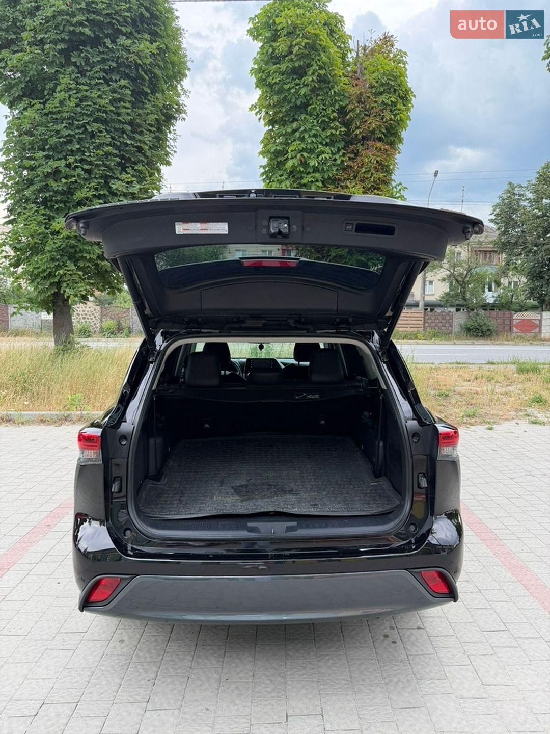 Toyota Highlander 2020 VIN 5TDLZ3BH00S032015 фото оголошення 15 з 24