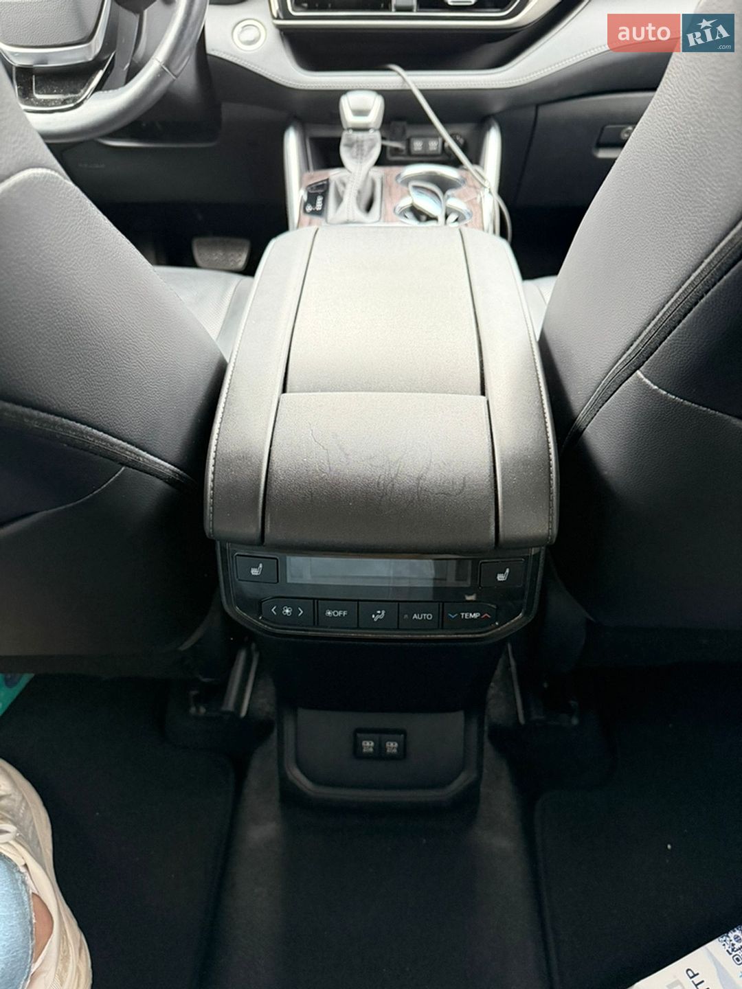 Toyota Highlander 2020 VIN 5TDLZ3BH00S032015 фото оголошення 18 з 24