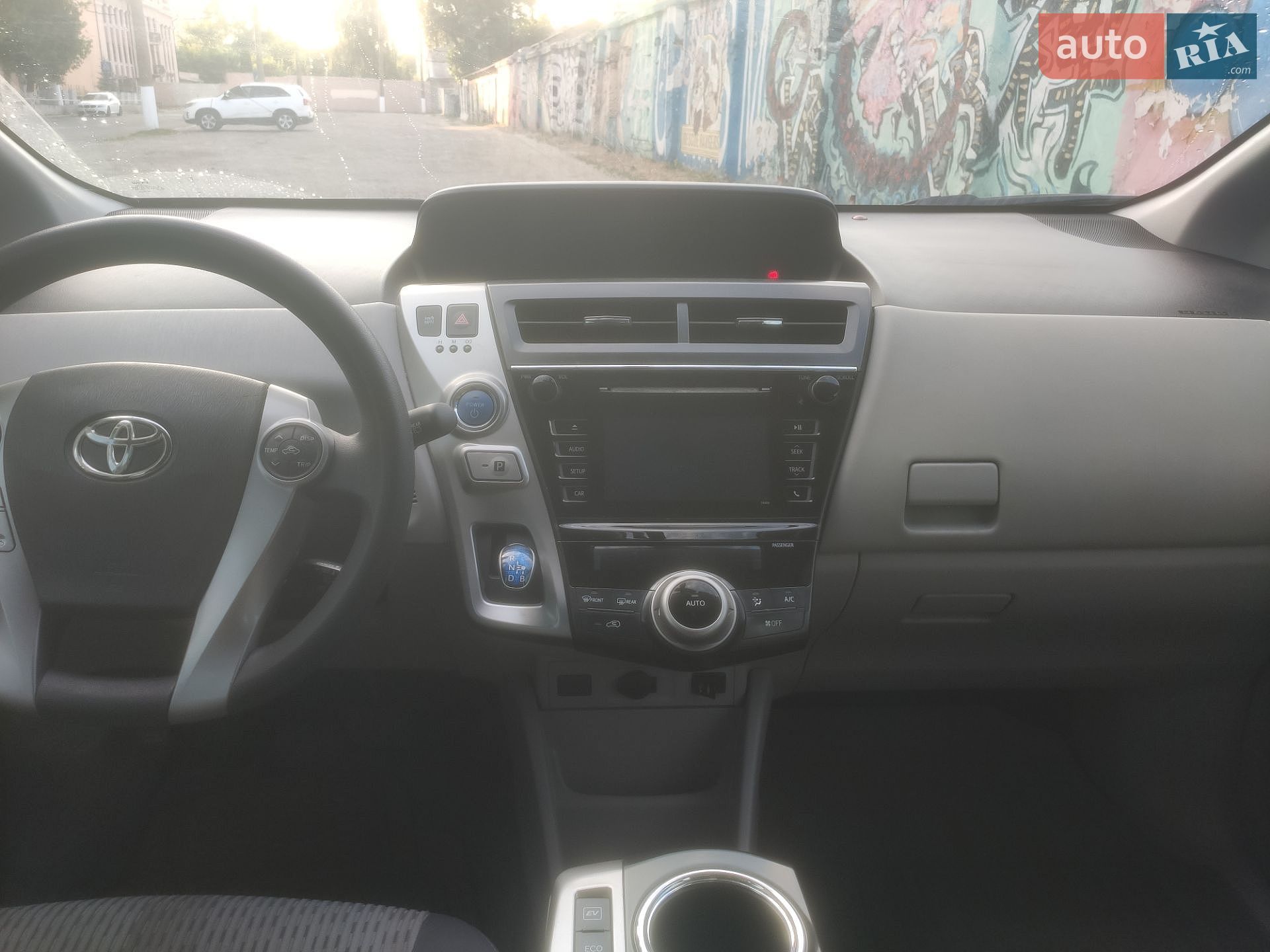 Toyota Prius v 2014 VIN JTDZN3EU7FJ019556 фото оголошення 14 з 16