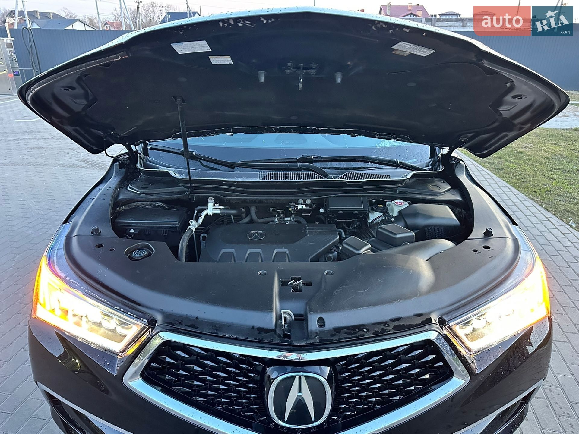 Acura MDX 2018 VIN 5J8YD7H54KL000053 фото оголошення 70 з 155