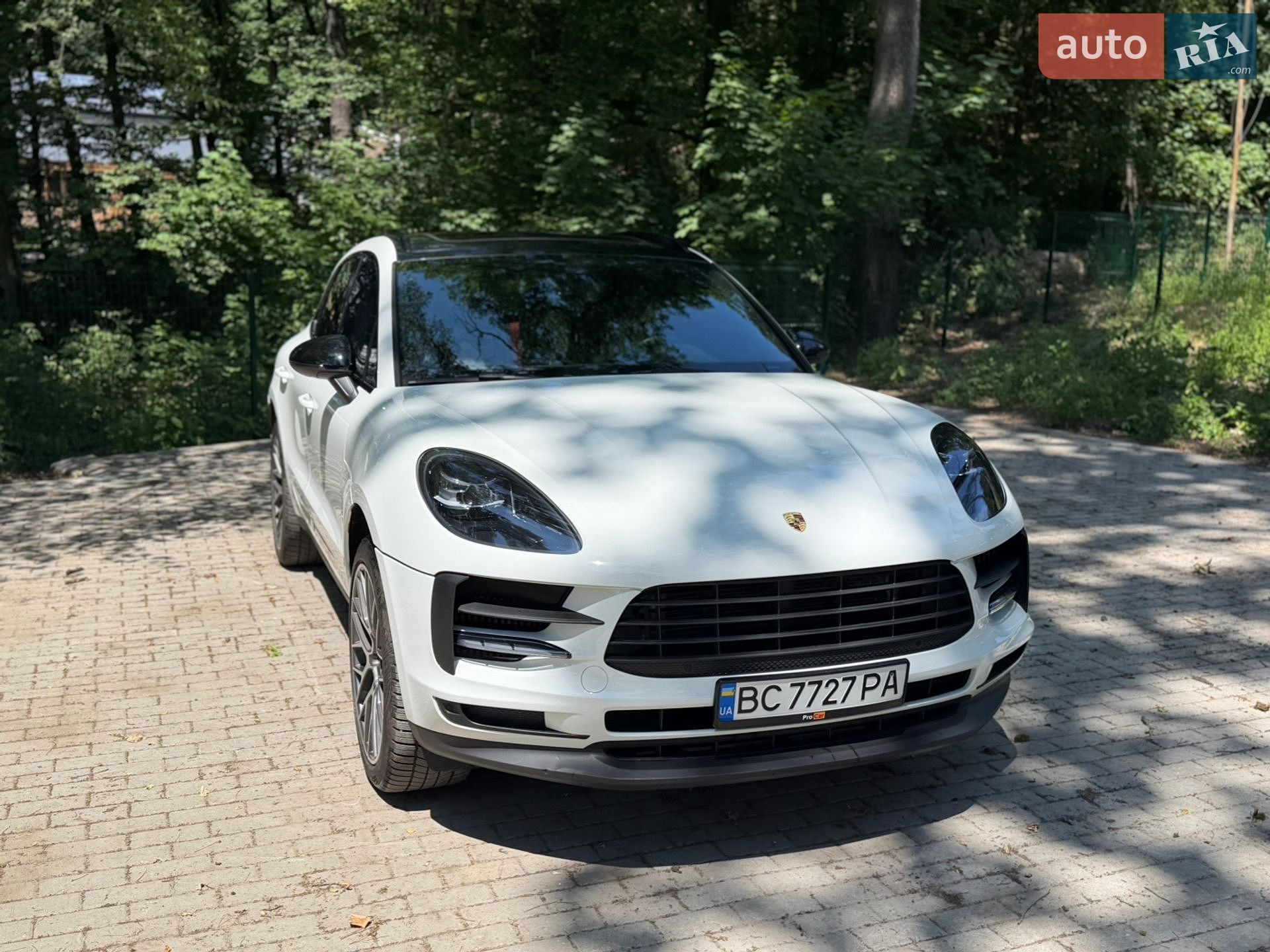 Porsche Macan 2019 VIN WP1AB2A5XLLB34438 фото оголошення 2 з 41