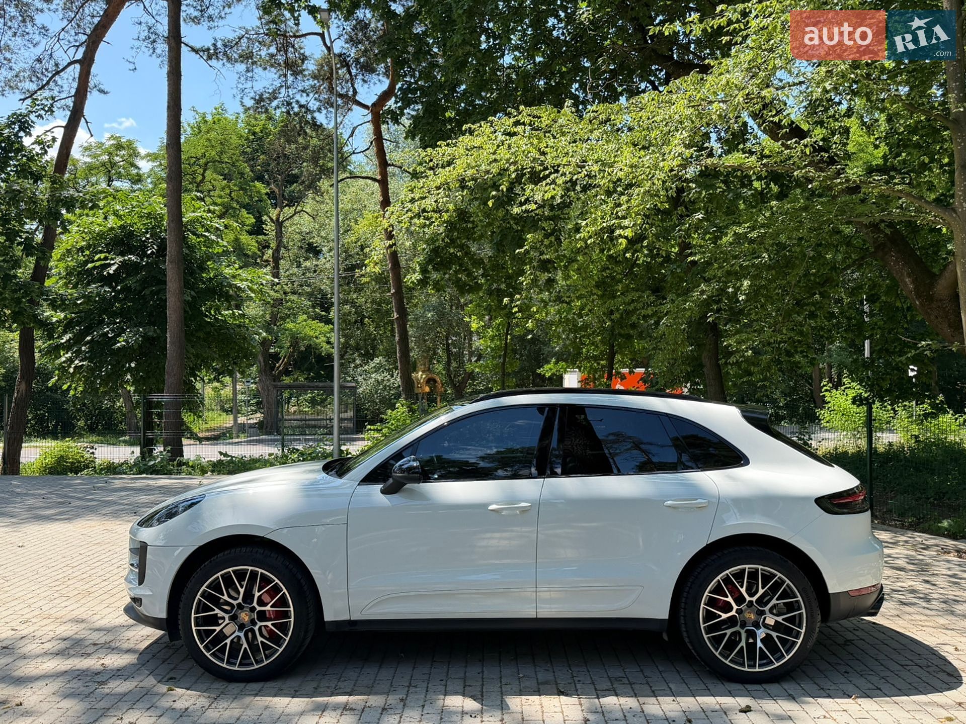 Porsche Macan 2019 VIN WP1AB2A5XLLB34438 фото оголошення 8 з 41