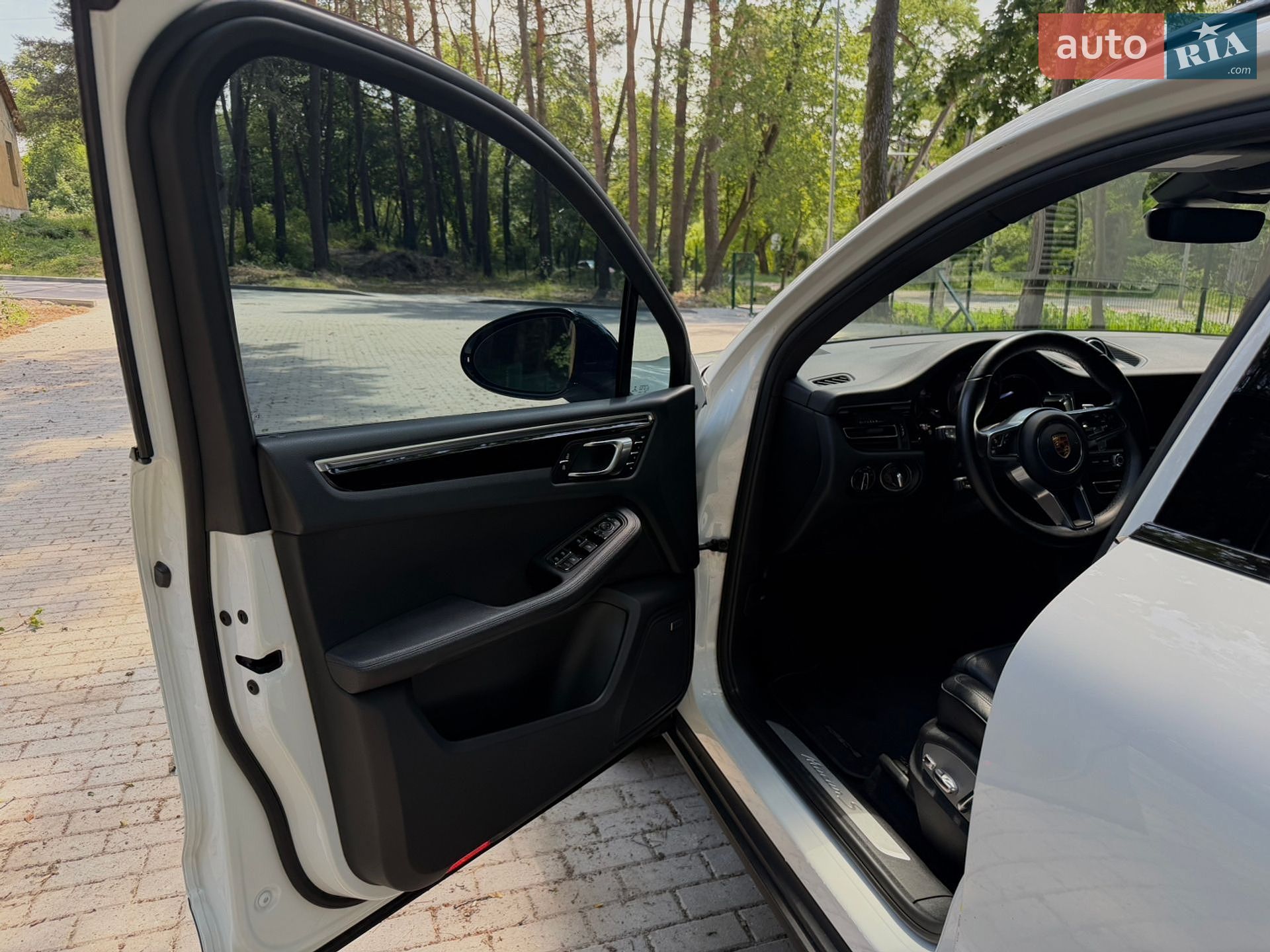 Porsche Macan 2019 VIN WP1AB2A5XLLB34438 фото оголошення 17 з 41