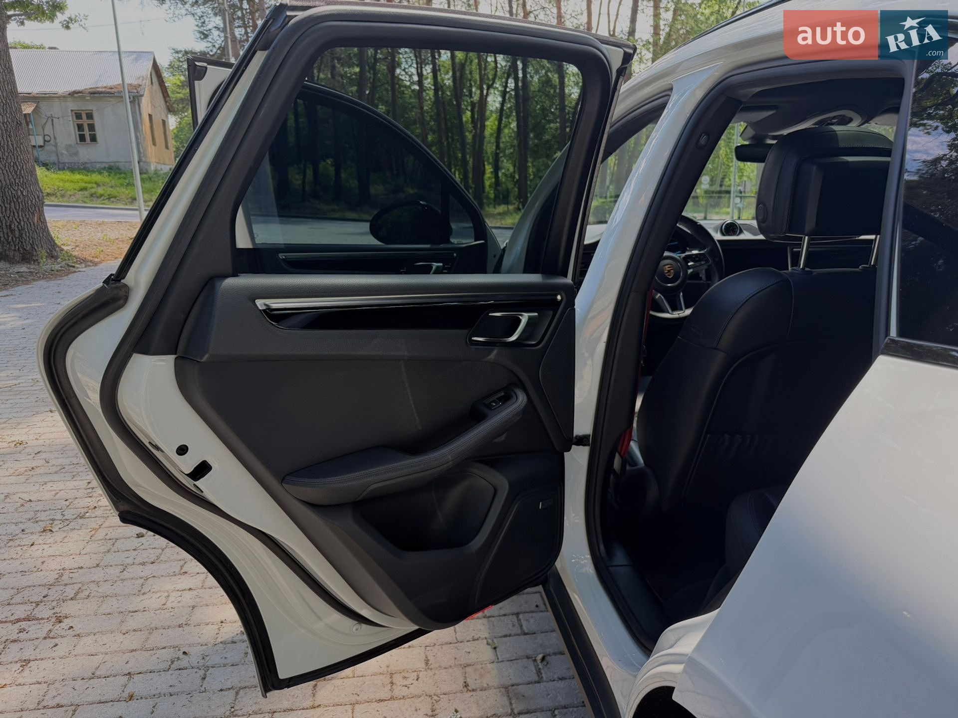 Porsche Macan 2019 VIN WP1AB2A5XLLB34438 фото оголошення 18 з 41