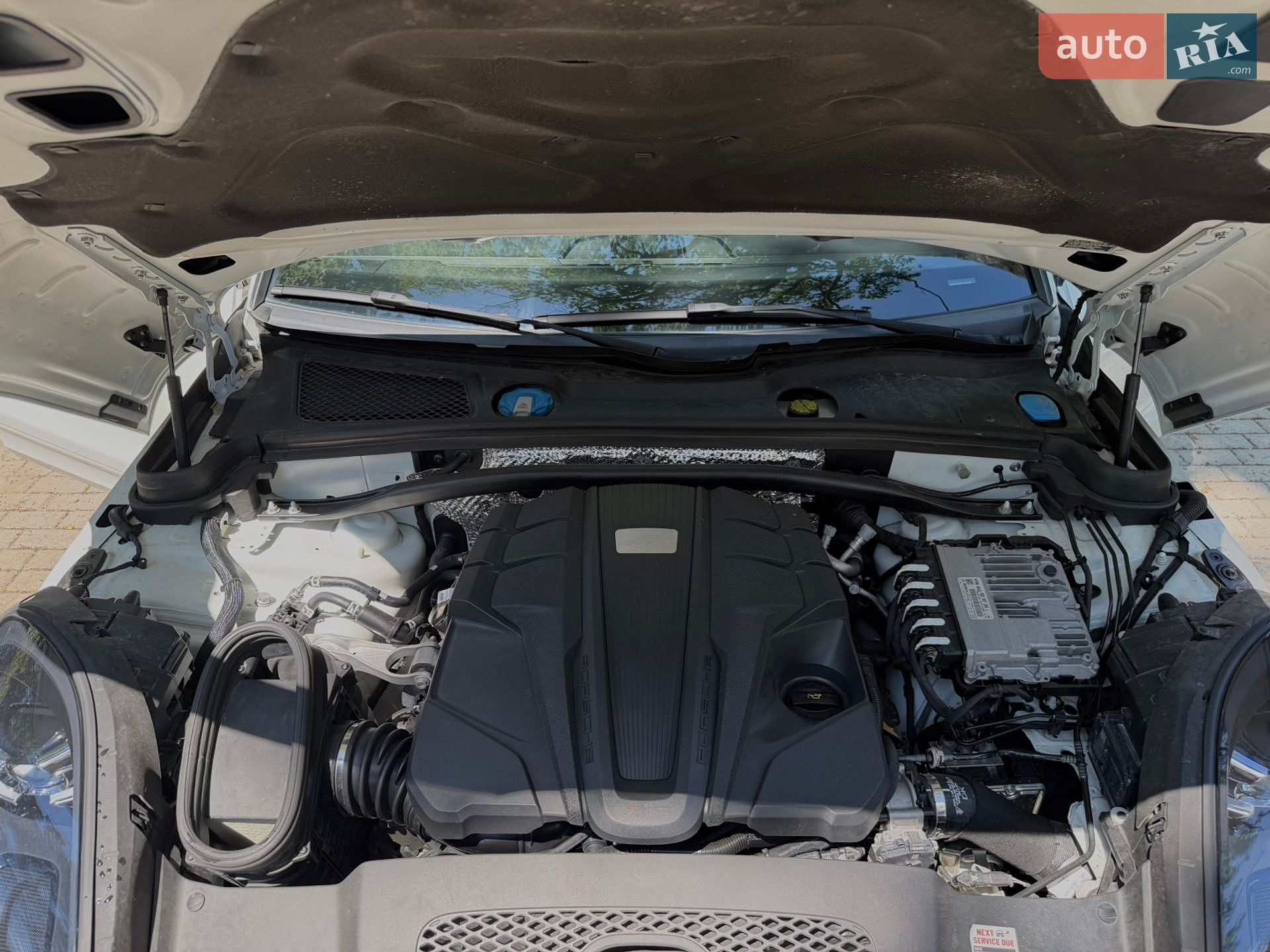 Porsche Macan 2019 VIN WP1AB2A5XLLB34438 фото оголошення 37 з 41