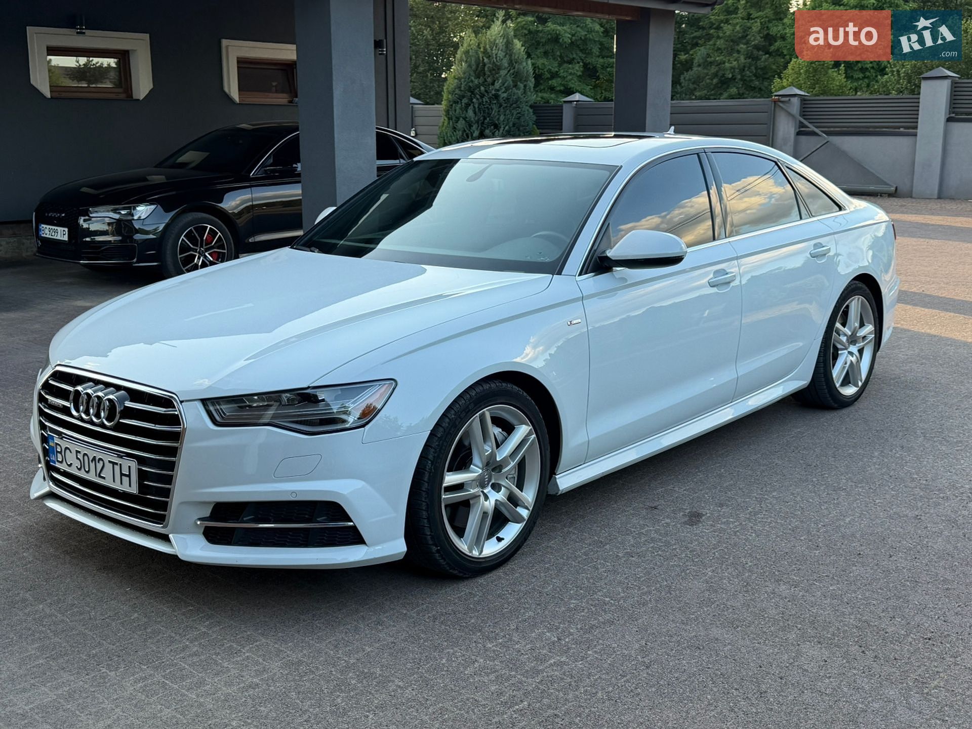 Audi A6 2015 VIN WAUGFAFC6GN068950 фото оголошення 10 з 38