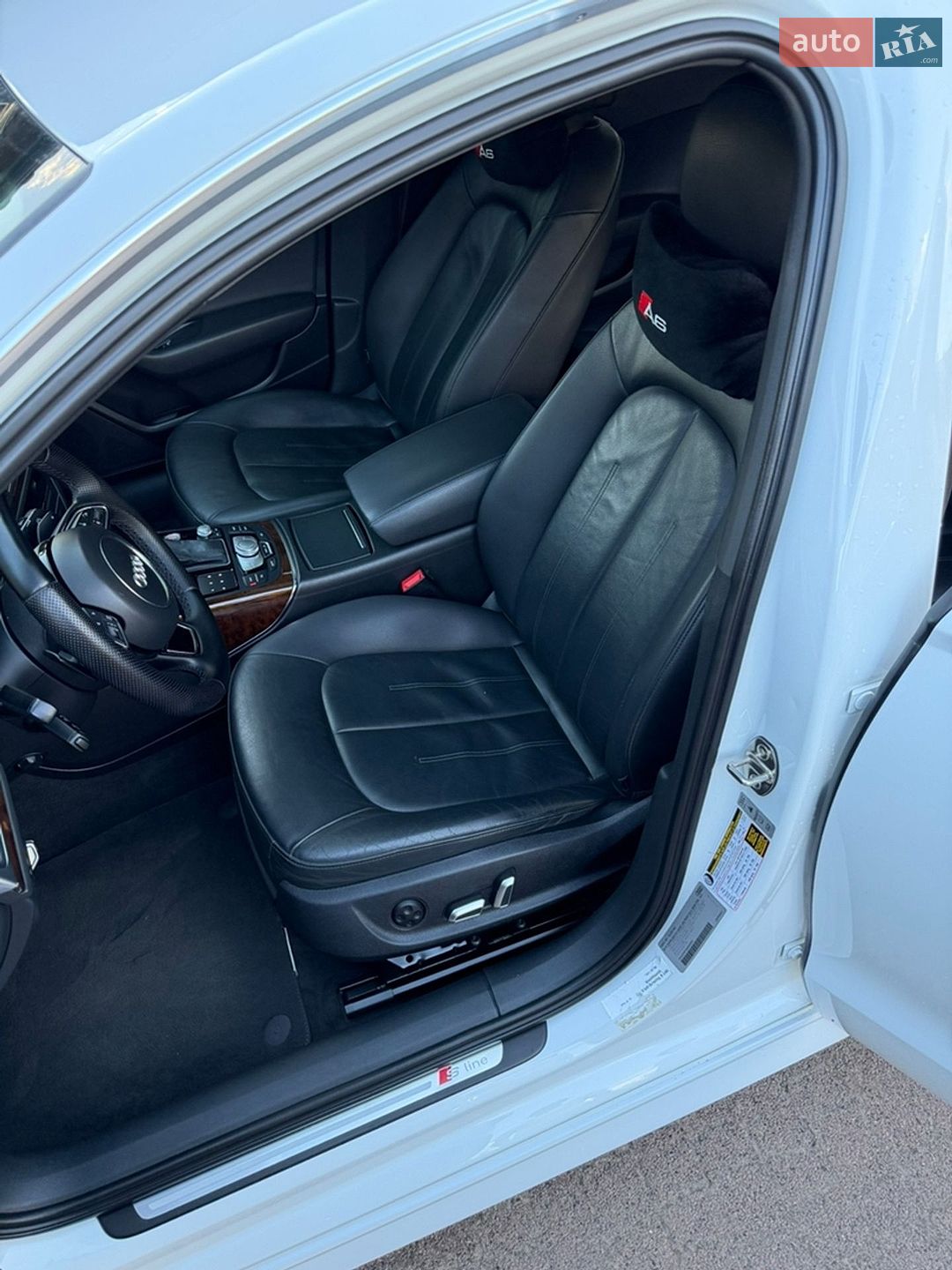 Audi A6 2015 VIN WAUGFAFC6GN068950 фото оголошення 30 з 38